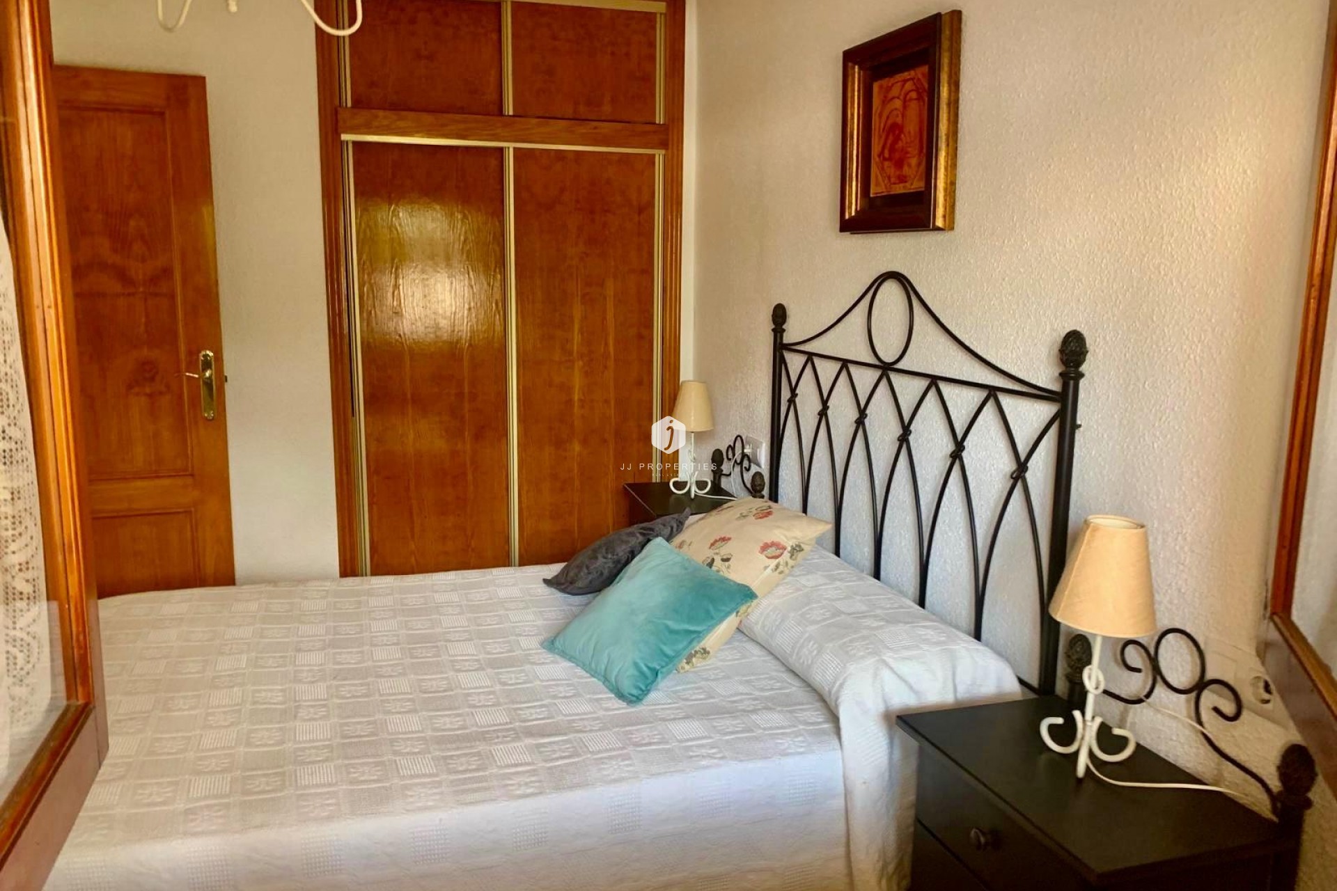 Resale - Apartment / flat -
Torrevieja - La Mata