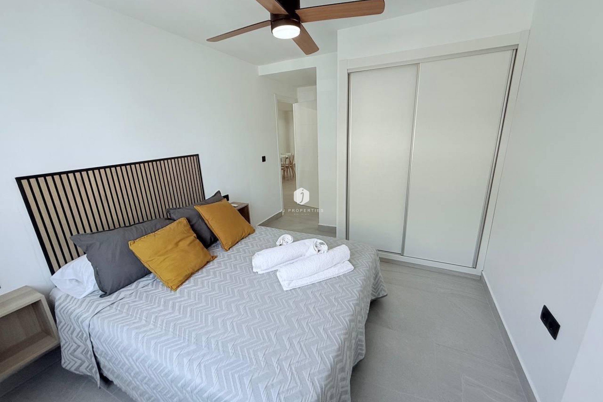 Resale - Apartment / flat -
Torrevieja - La Mata