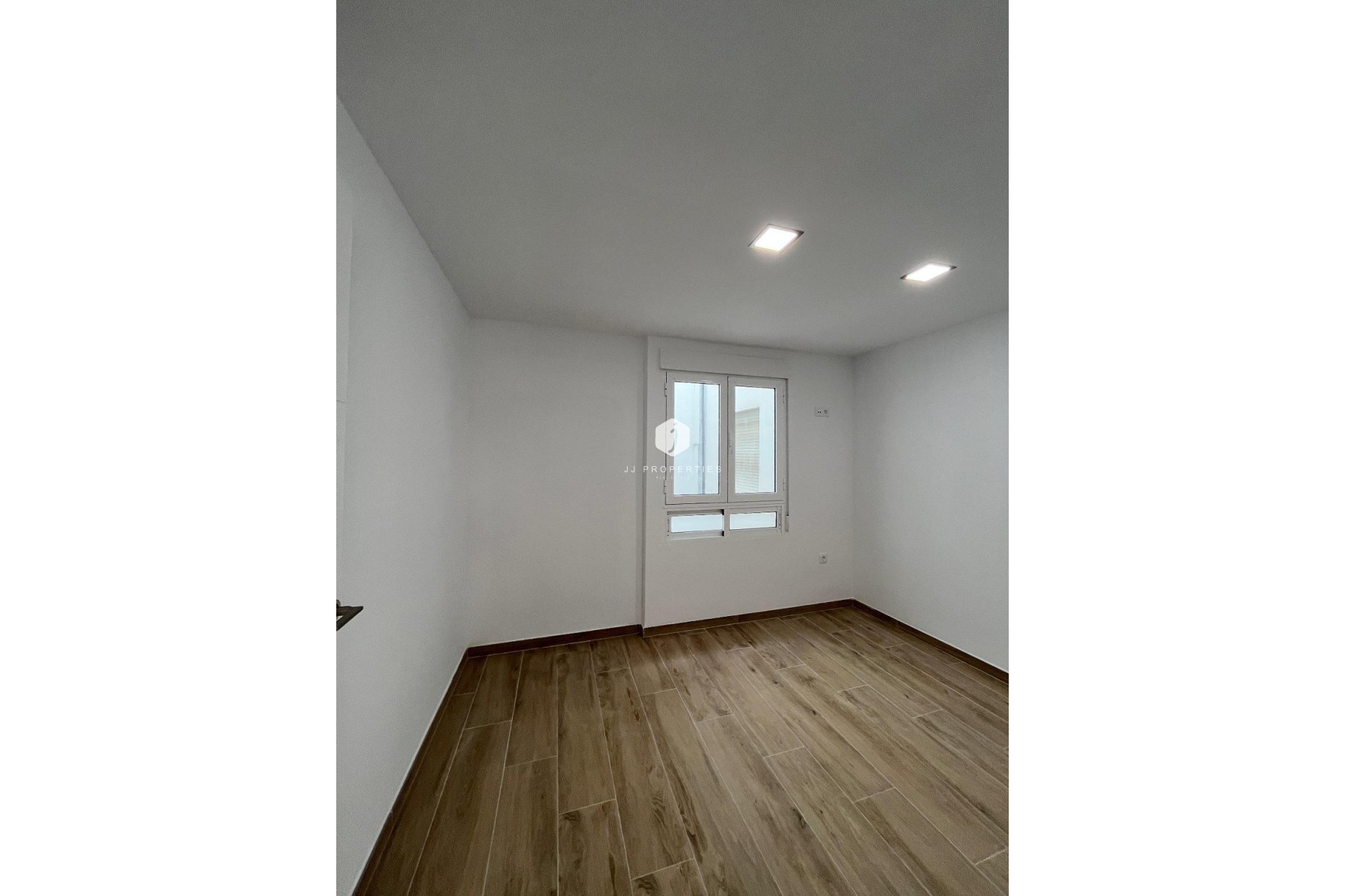 Resale - Apartment / flat -
Torrevieja - La Mata