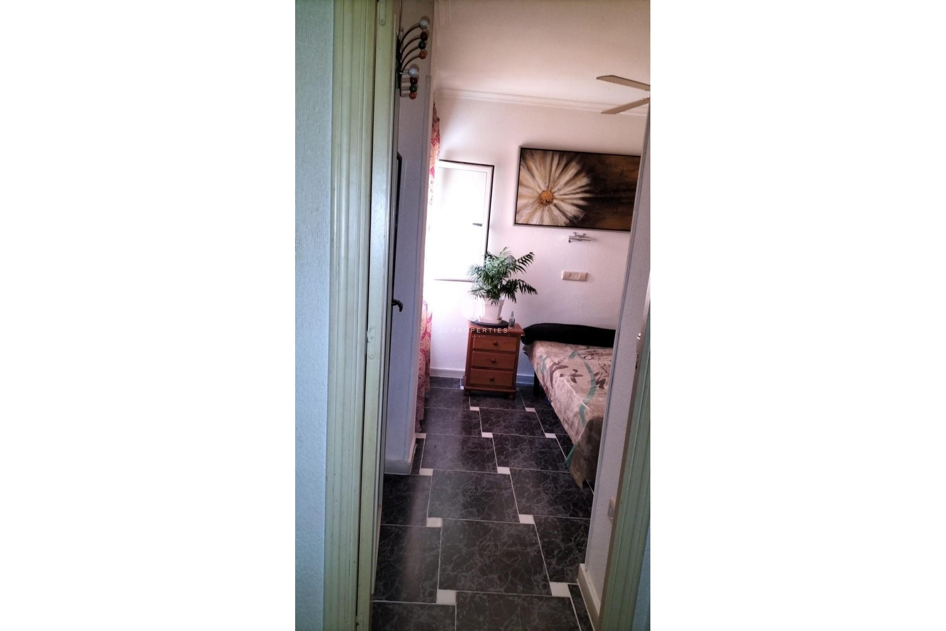 Resale - Apartment / flat -
Torrevieja - La Mata