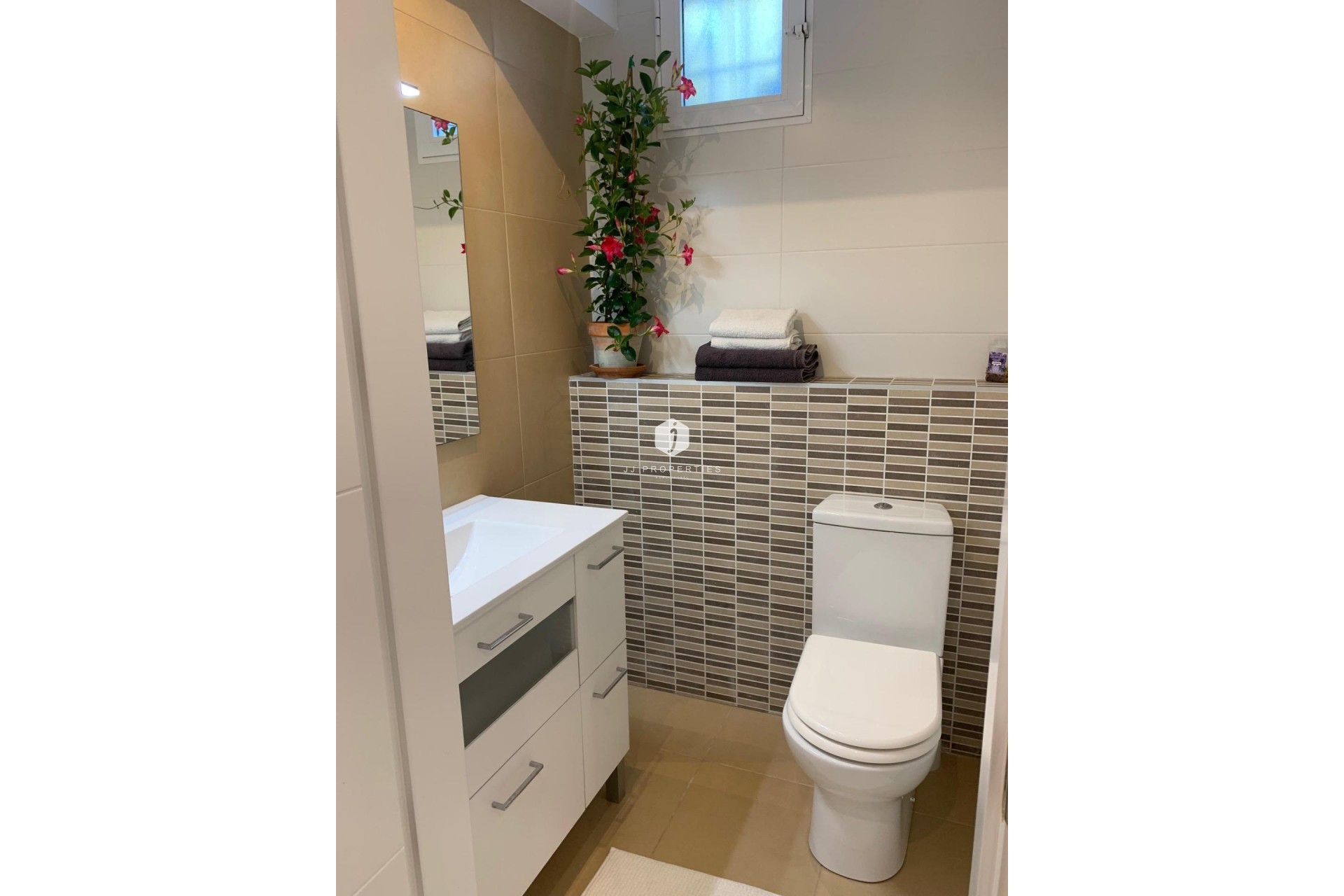 Resale - Apartment / flat -
Torrevieja - La Mata
