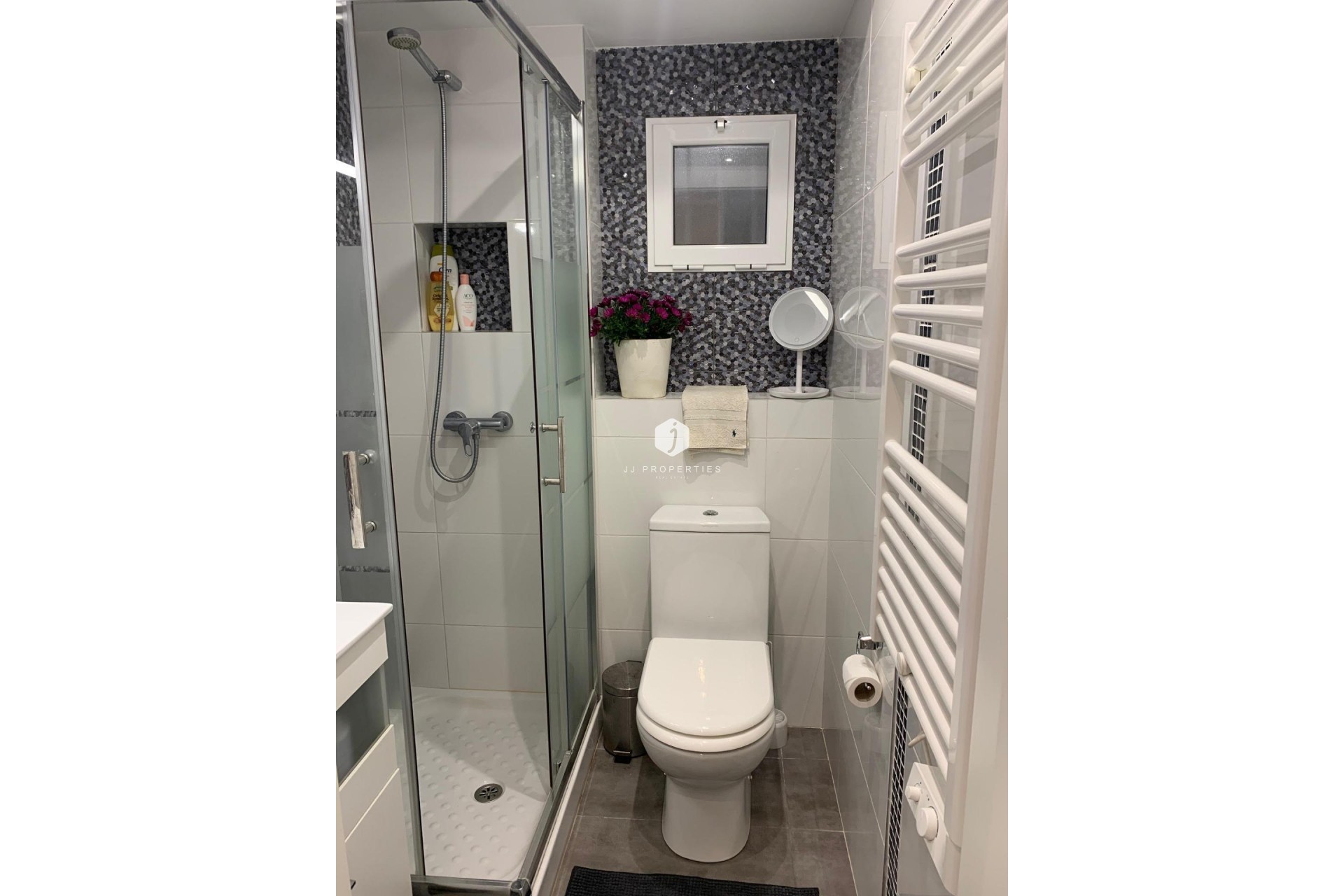 Resale - Apartment / flat -
Torrevieja - La Mata