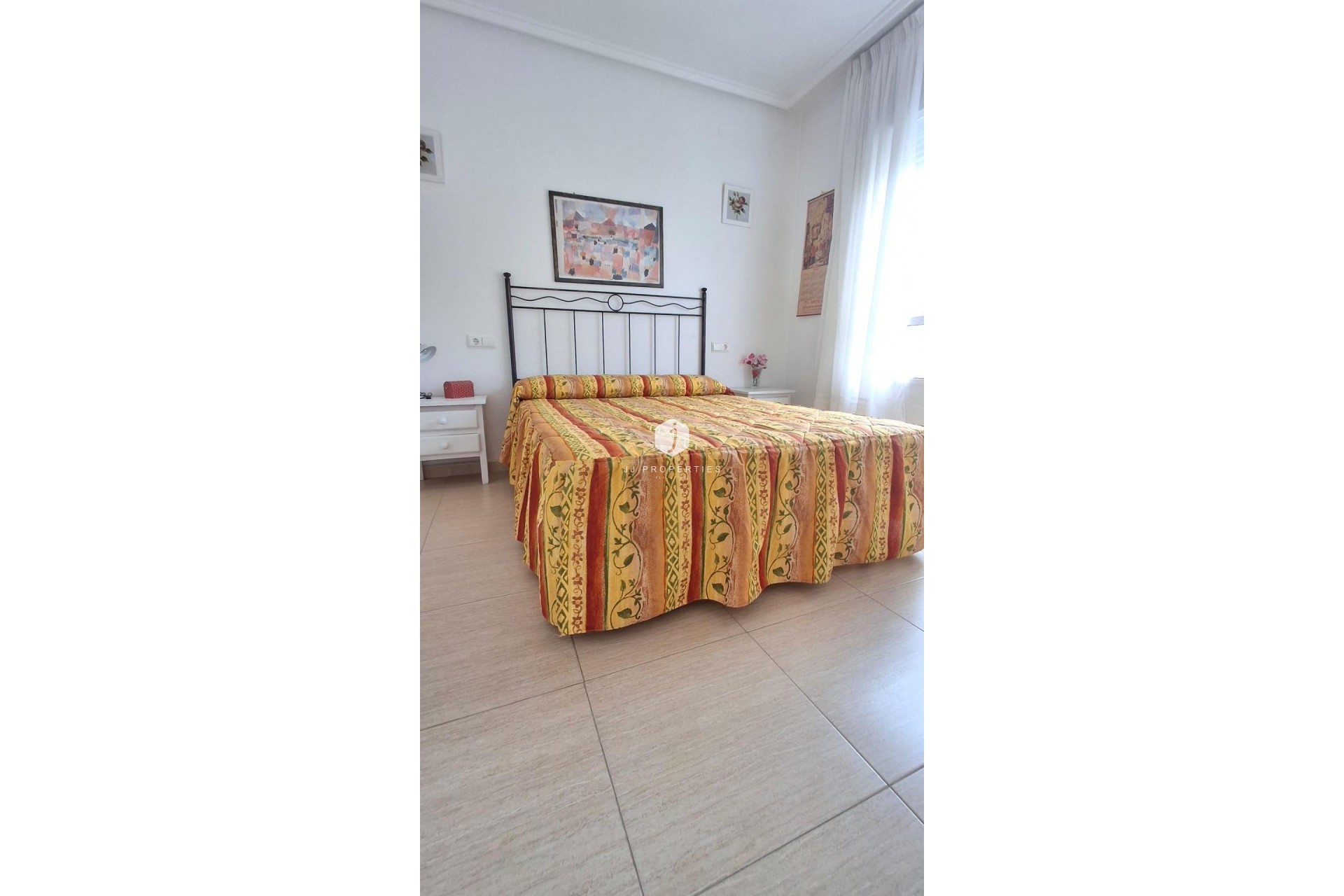 Resale - Apartment / flat -
Torrevieja - La Mata