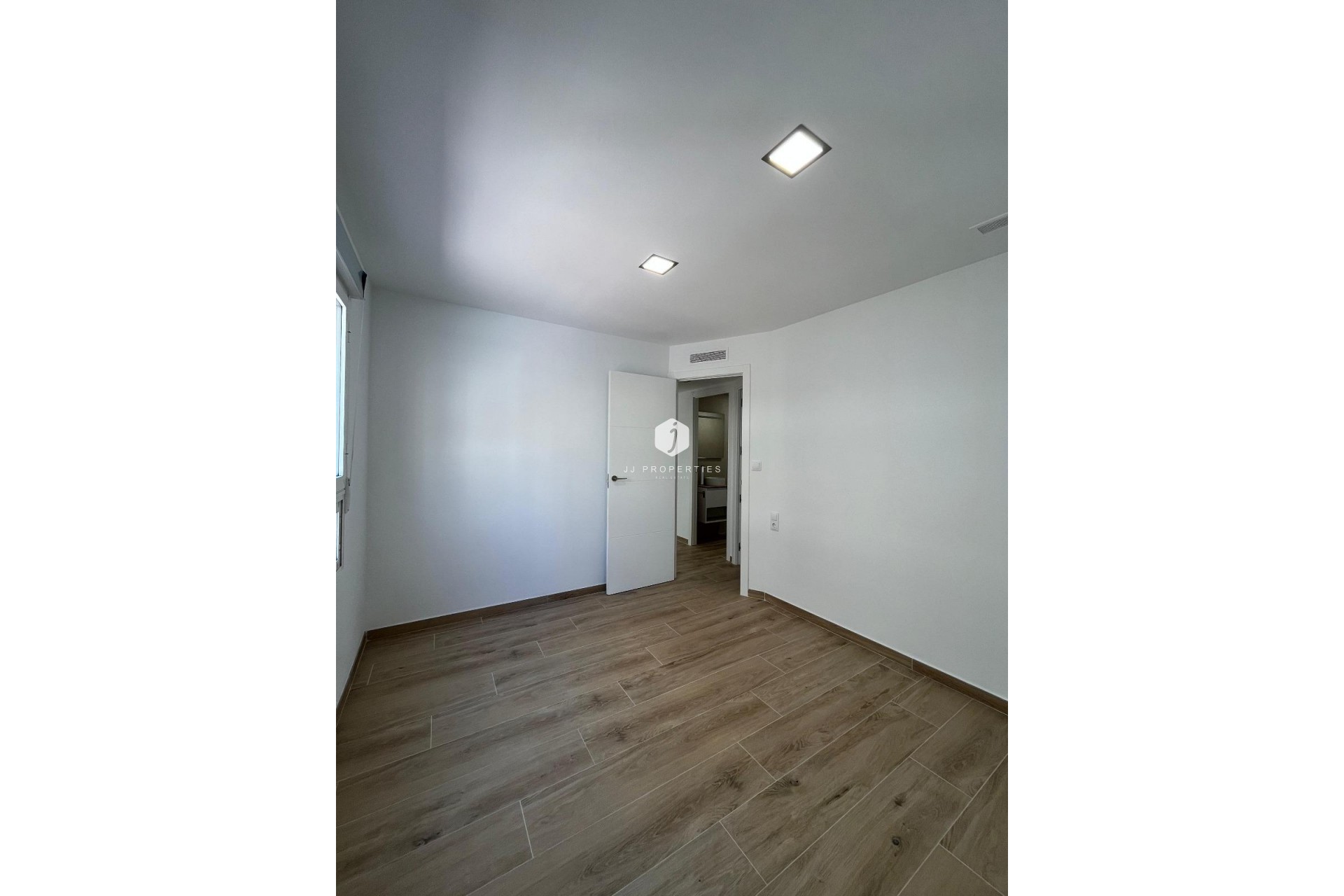 Resale - Apartment / flat -
Torrevieja - La Mata