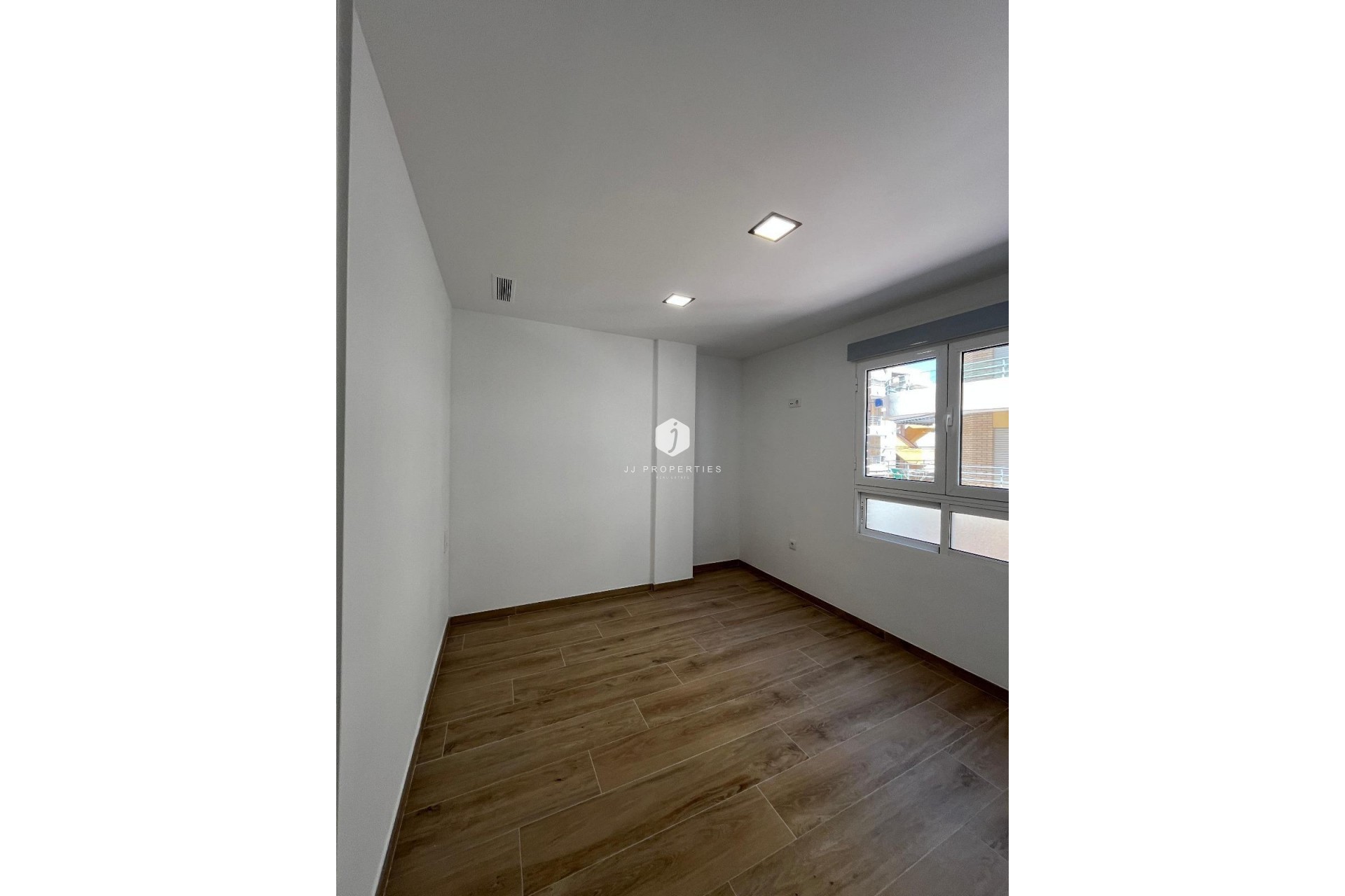 Resale - Apartment / flat -
Torrevieja - La Mata
