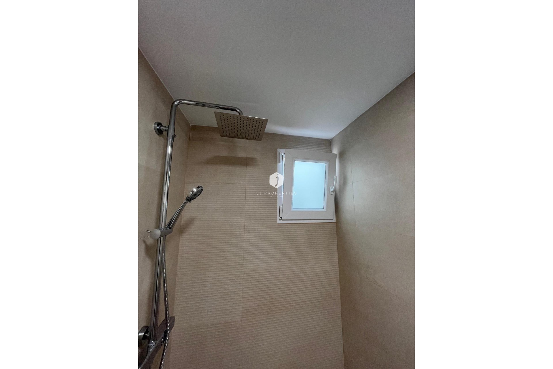 Resale - Apartment / flat -
Torrevieja - La Mata