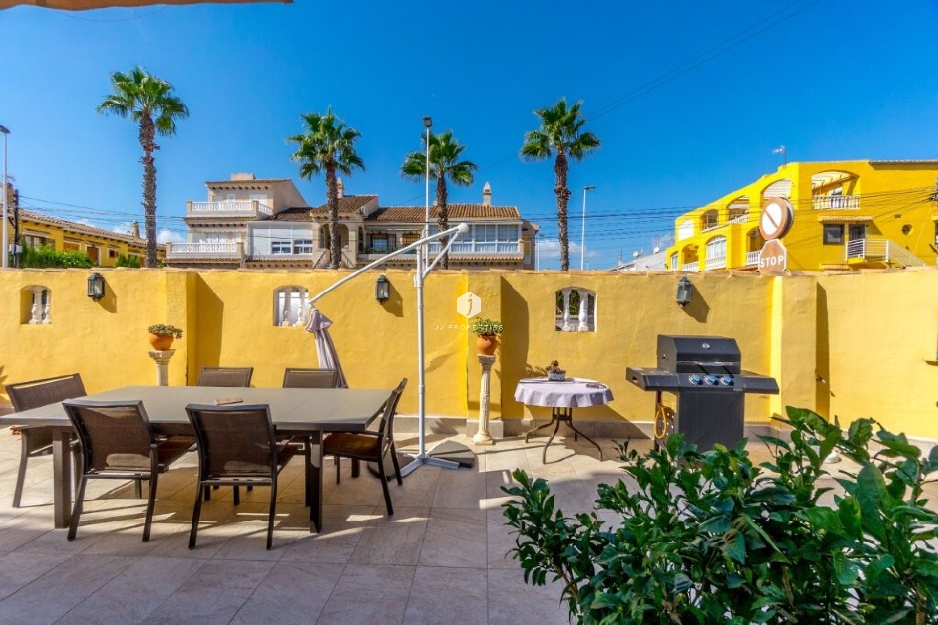 Resale - Apartment / flat -
Torrevieja - La Rosaleda