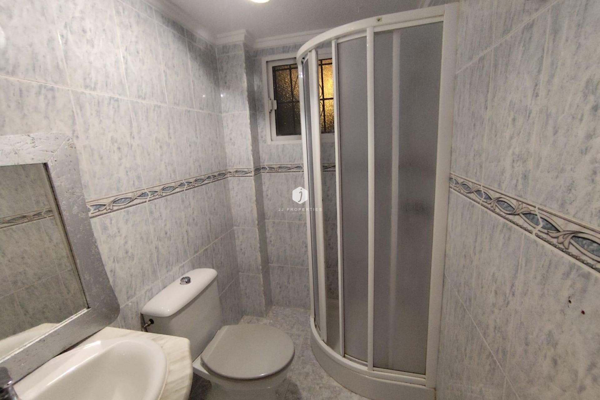 Resale - Apartment / flat -
Torrevieja - La Siesta - El Salado - Torreta