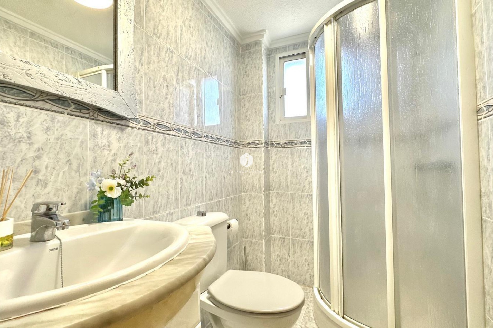 Resale - Apartment / flat -
Torrevieja - La Siesta - El Salado - Torreta