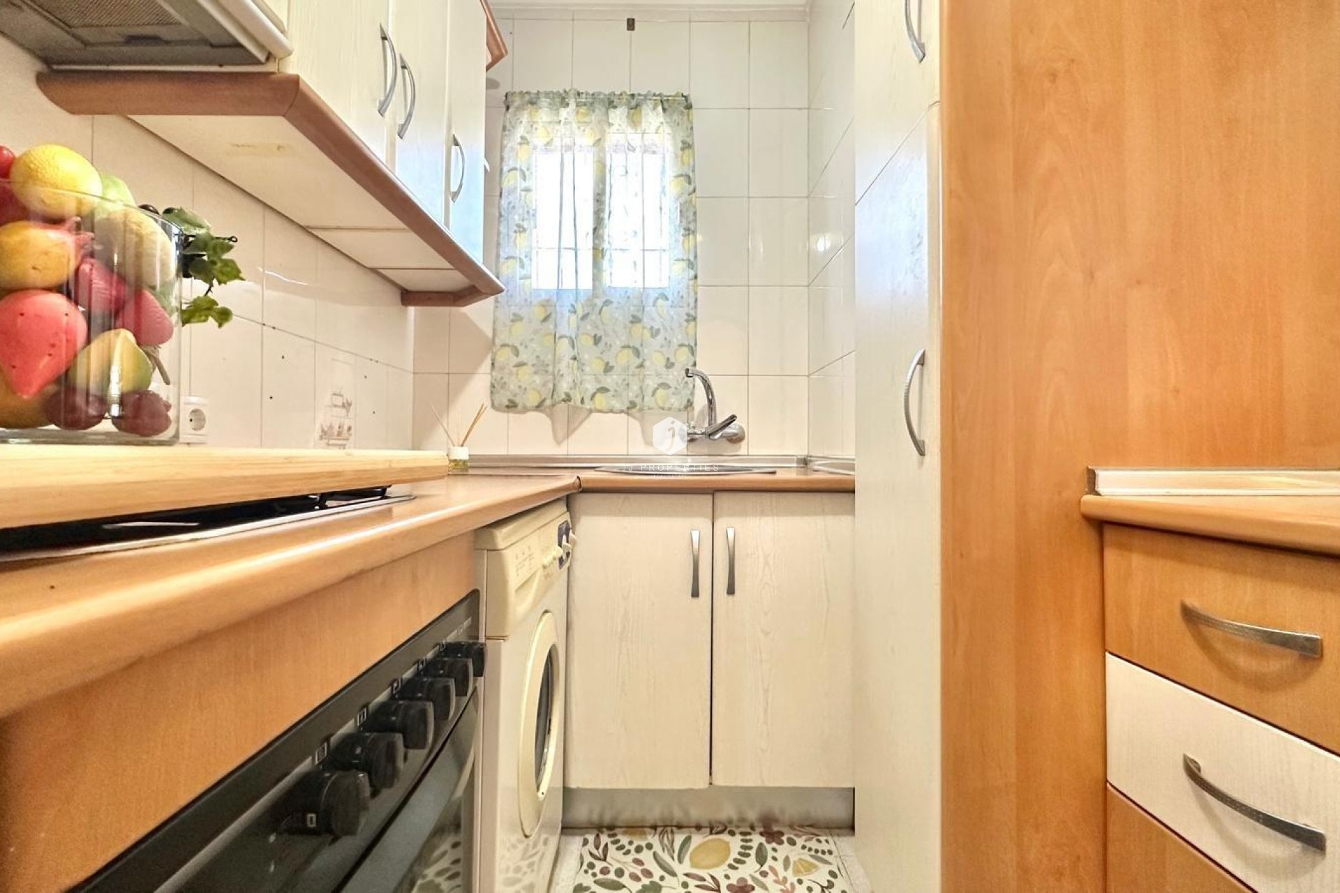 Resale - Apartment / flat -
Torrevieja - La Siesta - El Salado - Torreta
