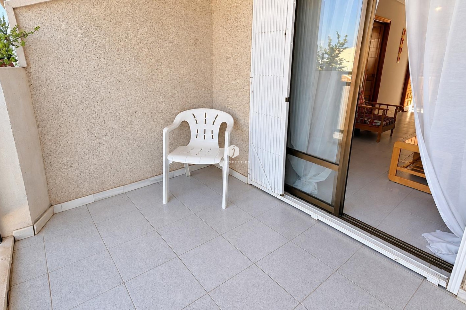 Resale - Apartment / flat -
Torrevieja - La Siesta - El Salado - Torreta