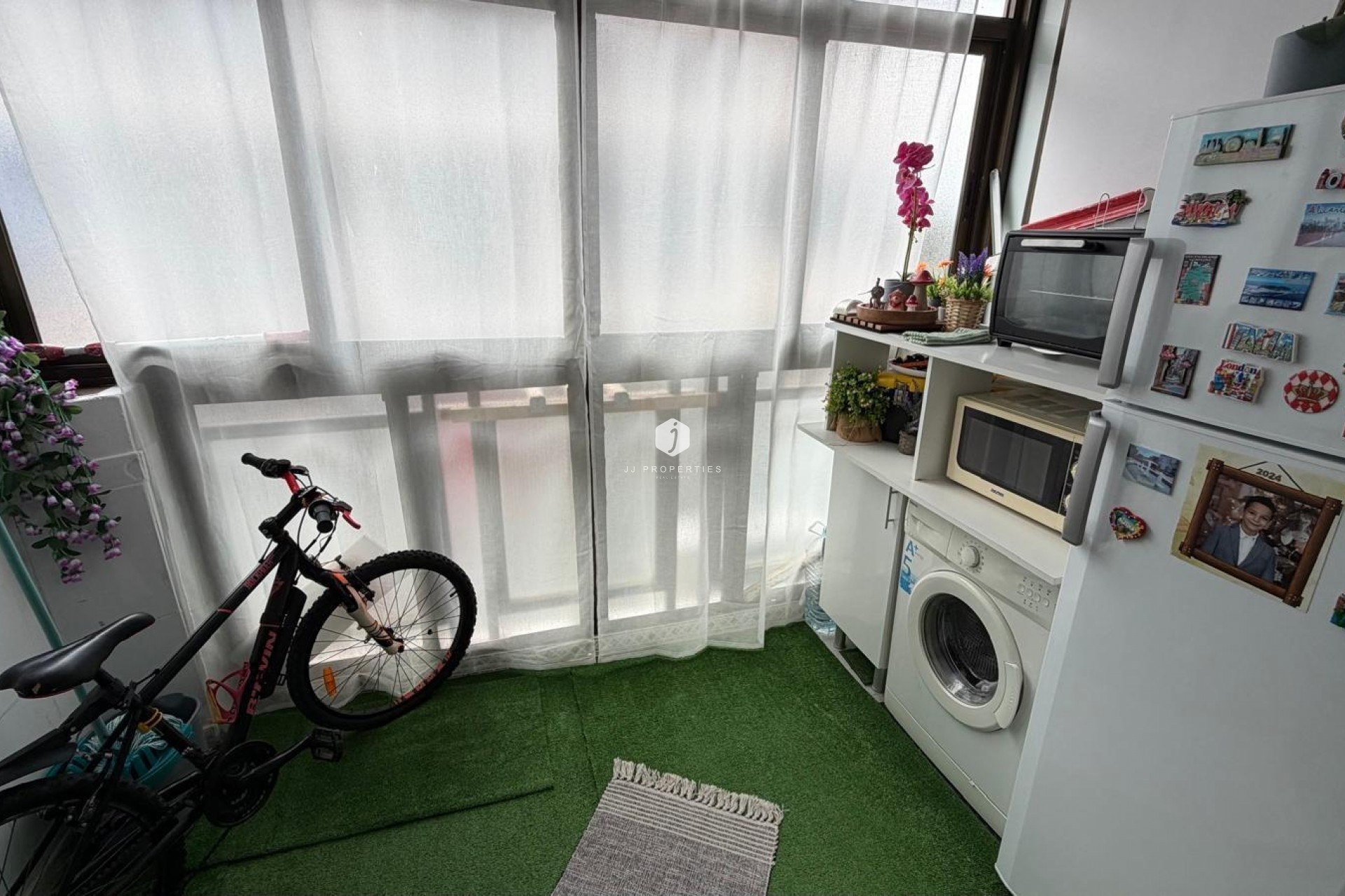 Resale - Apartment / flat -
Torrevieja - La Siesta - El Salado - Torreta