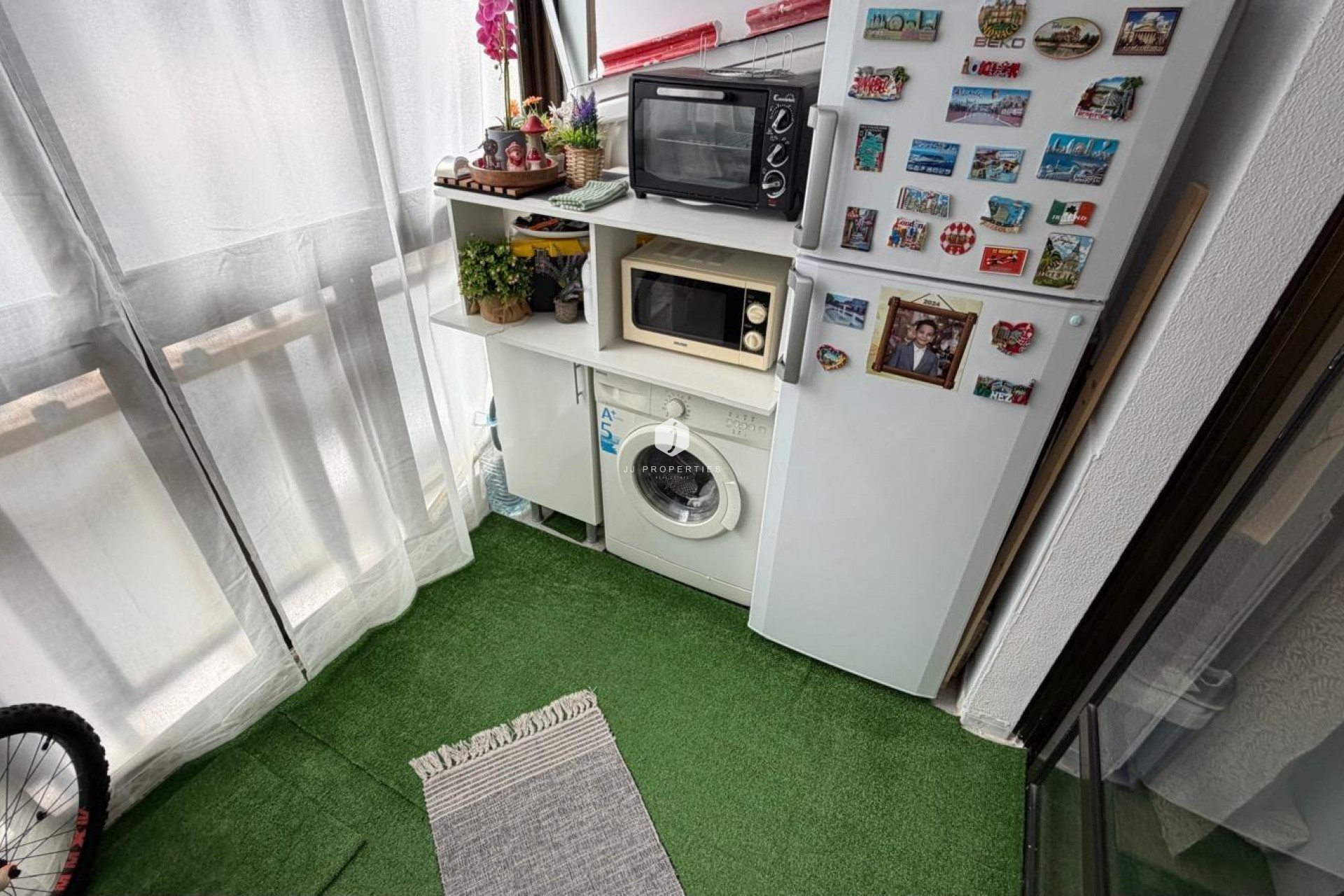 Resale - Apartment / flat -
Torrevieja - La Siesta - El Salado - Torreta