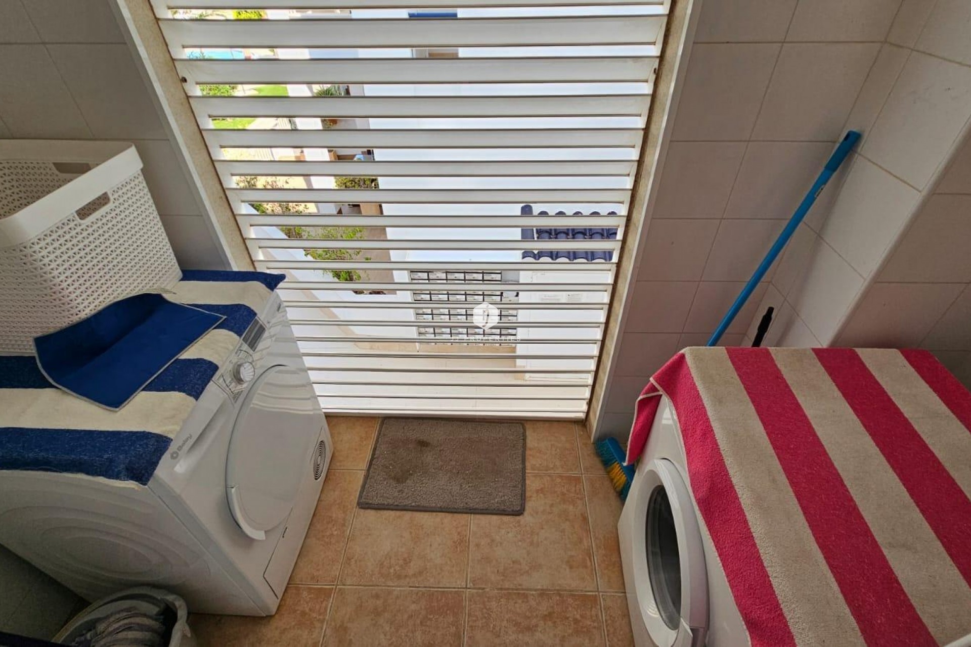 Resale - Apartment / flat -
Torrevieja - La veleta