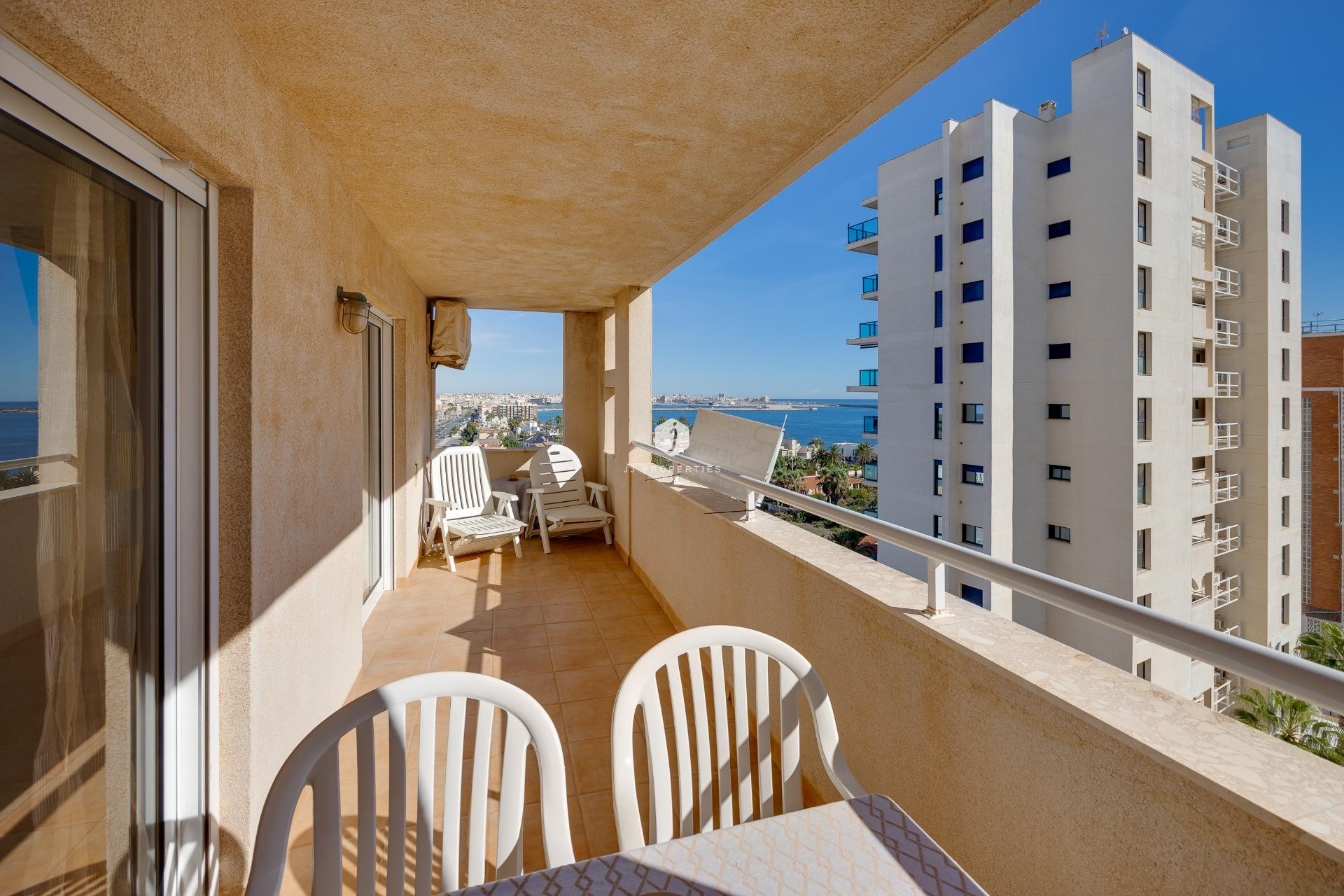 Resale - Apartment / flat -
Torrevieja - La veleta