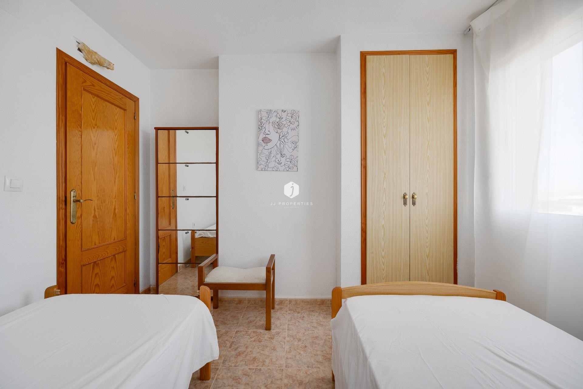 Resale - Apartment / flat -
Torrevieja - La veleta