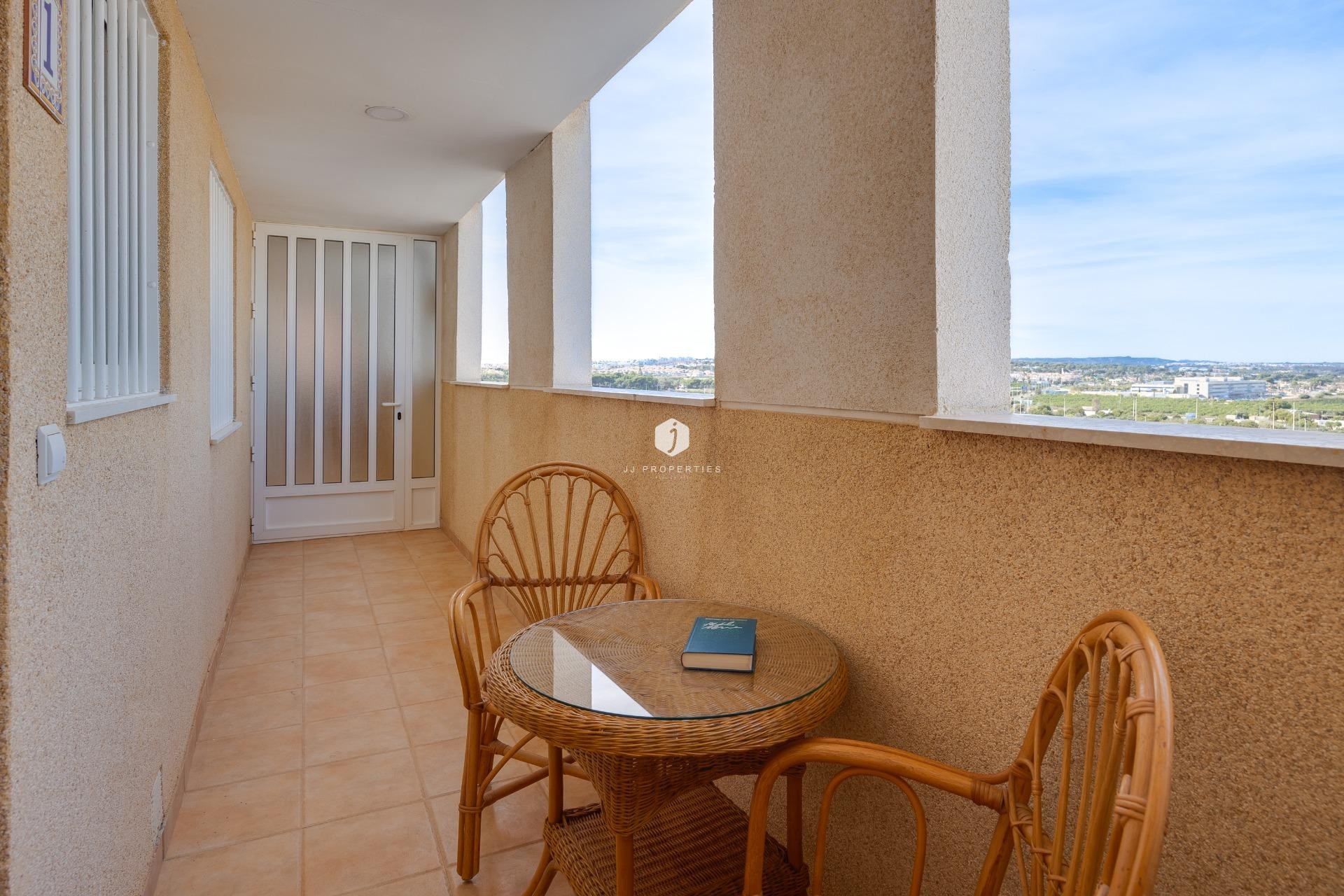 Resale - Apartment / flat -
Torrevieja - La veleta