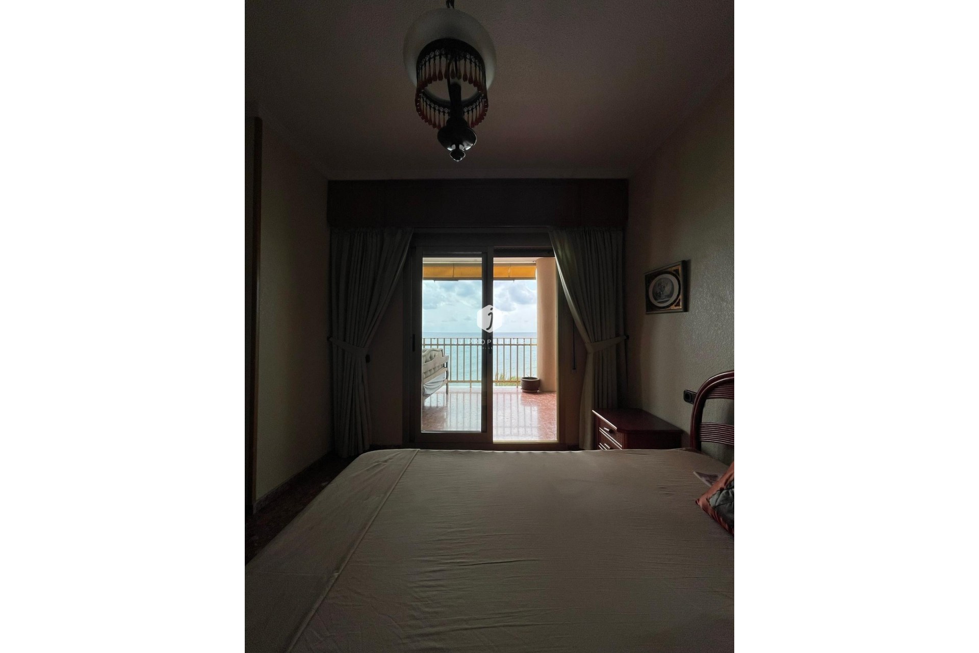 Resale - Apartment / flat -
Torrevieja - Las Piscinas Naturales