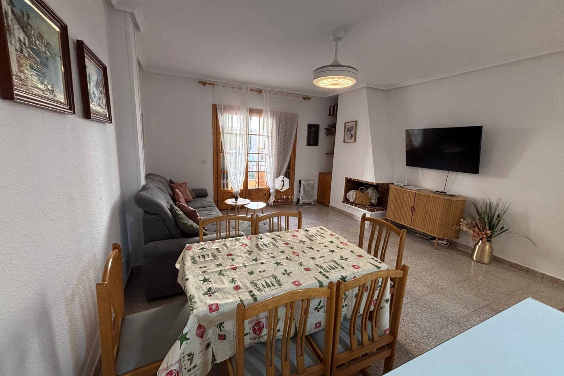 Resale - Apartment / flat -
Torrevieja - Los Frutales