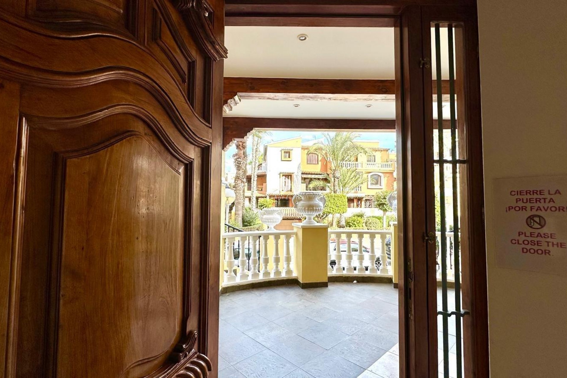 Resale - Apartment / flat -
Torrevieja - Los Frutales