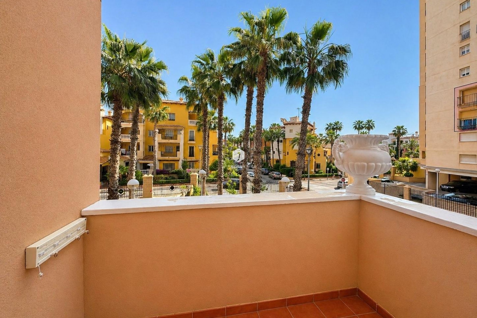 Resale - Apartment / flat -
Torrevieja - Los Frutales