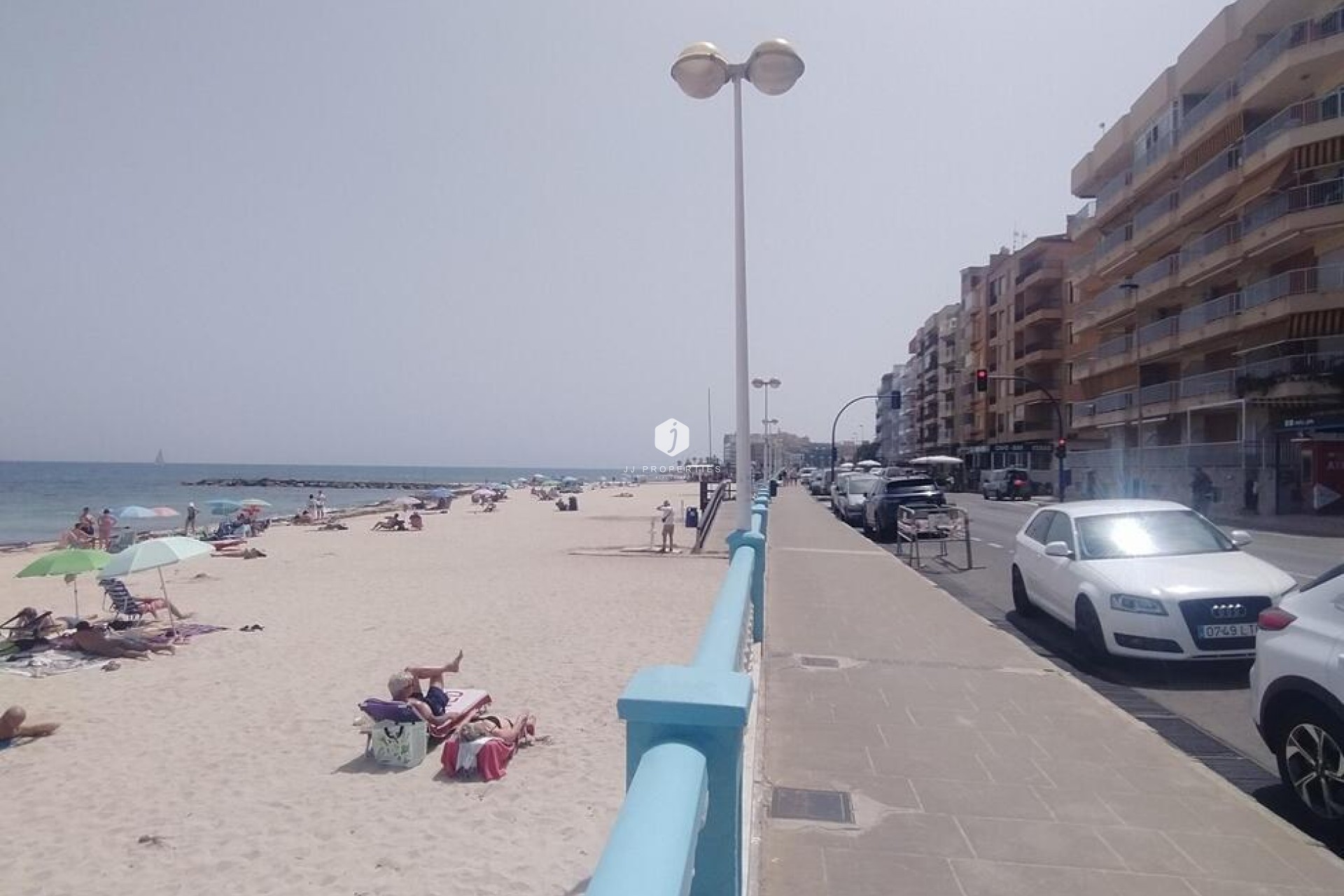 Resale - Apartment / flat -
Torrevieja - Los Locos