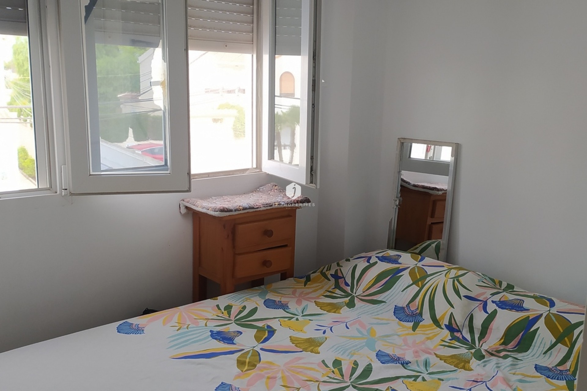 Resale - Apartment / flat -
Torrevieja - LOS NAUFRAGOS PLAYA