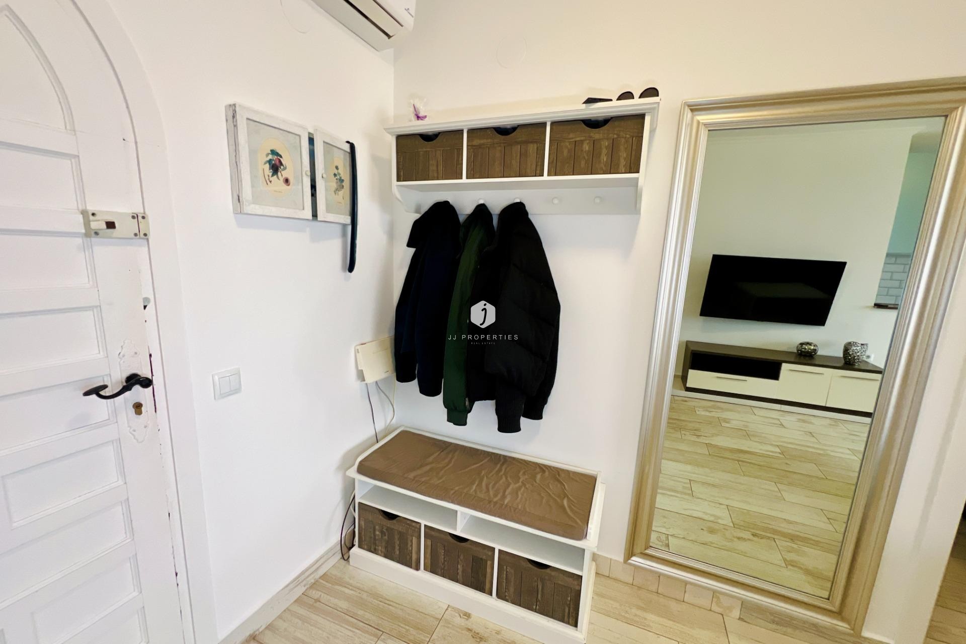 Resale - Apartment / flat -
Torrevieja - Miramar - Torre Del Moro