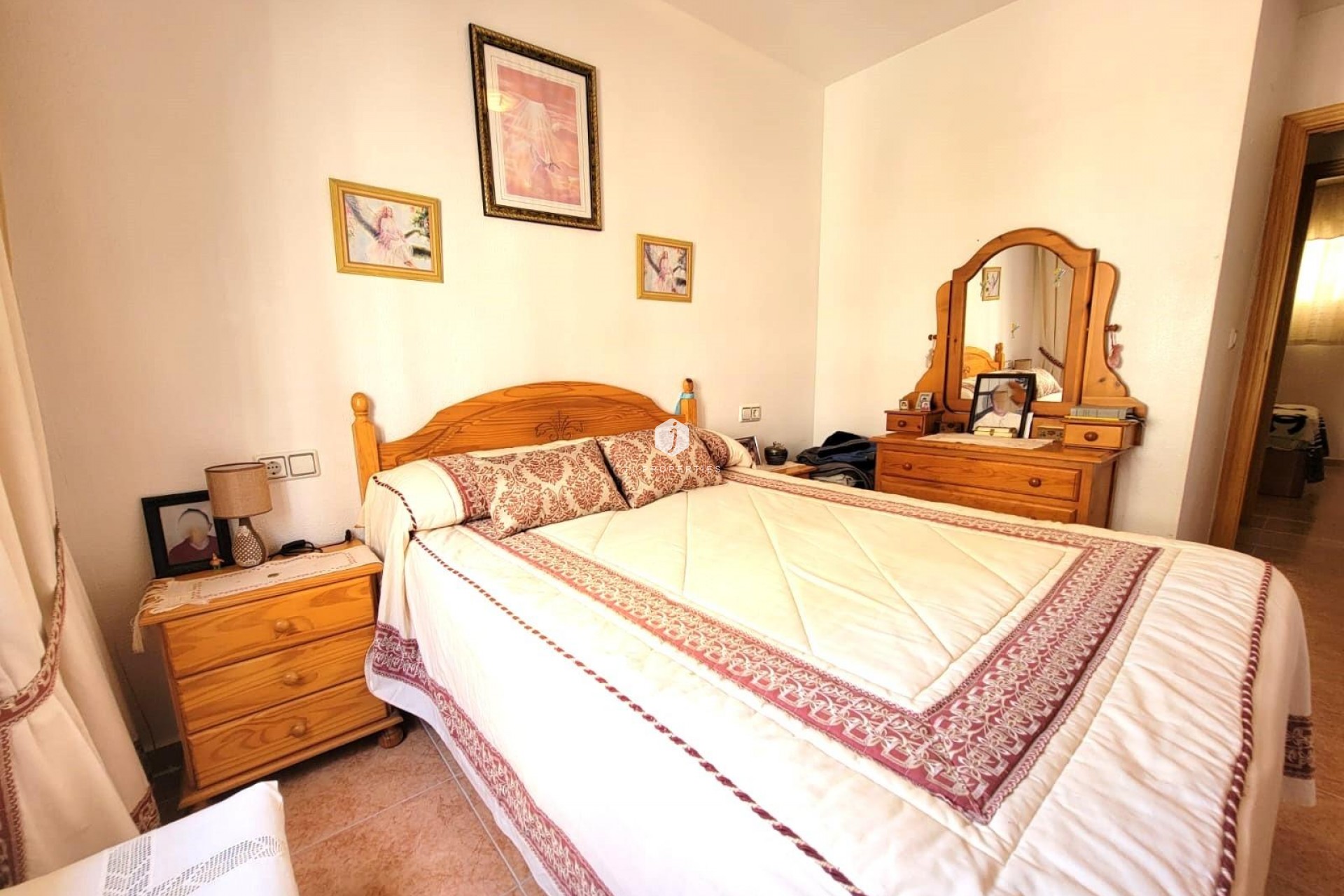 Resale - Apartment / flat -
Torrevieja - Nueva Torrevieja