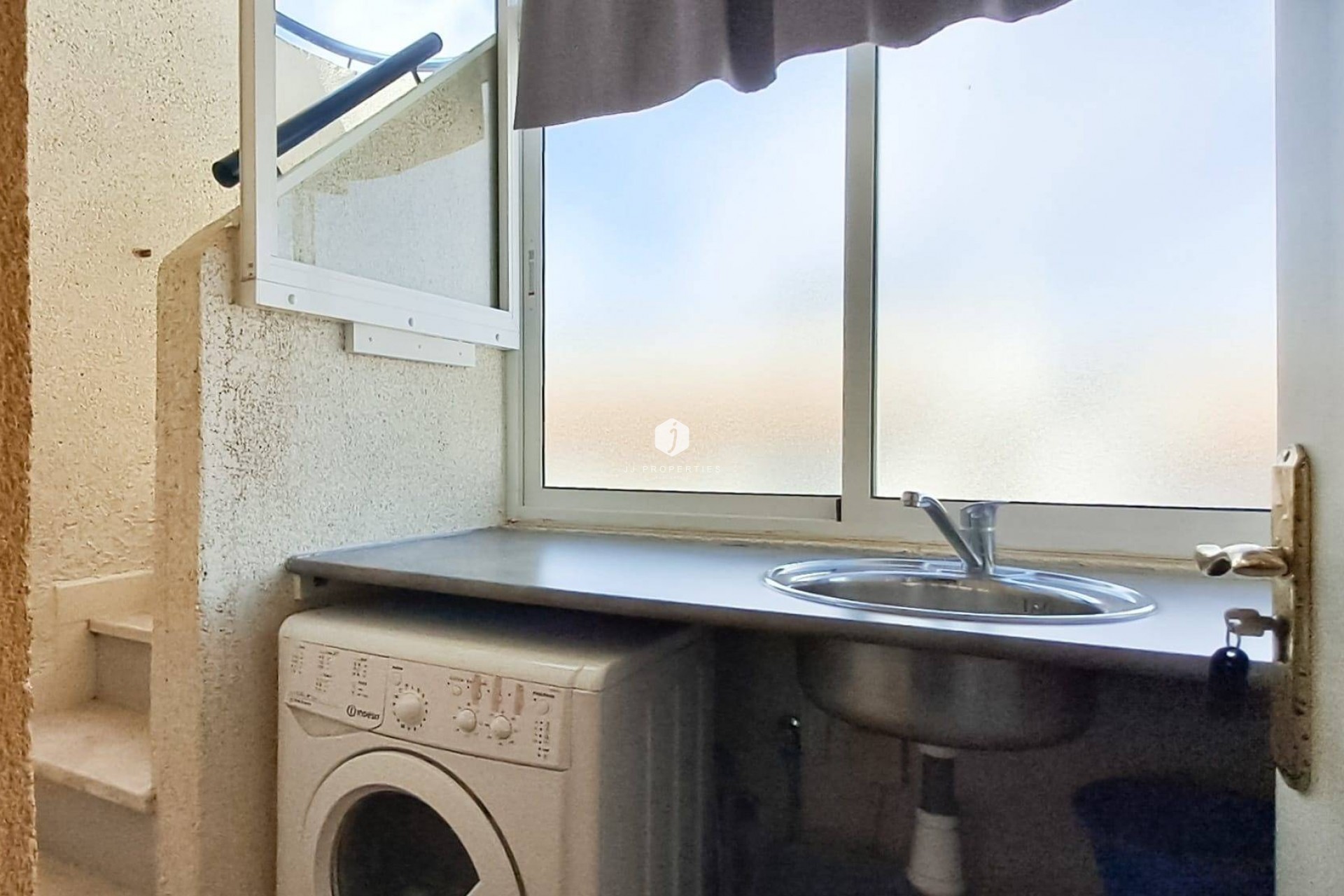 Resale - Apartment / flat -
Torrevieja - Parque Acuático - Sector 25