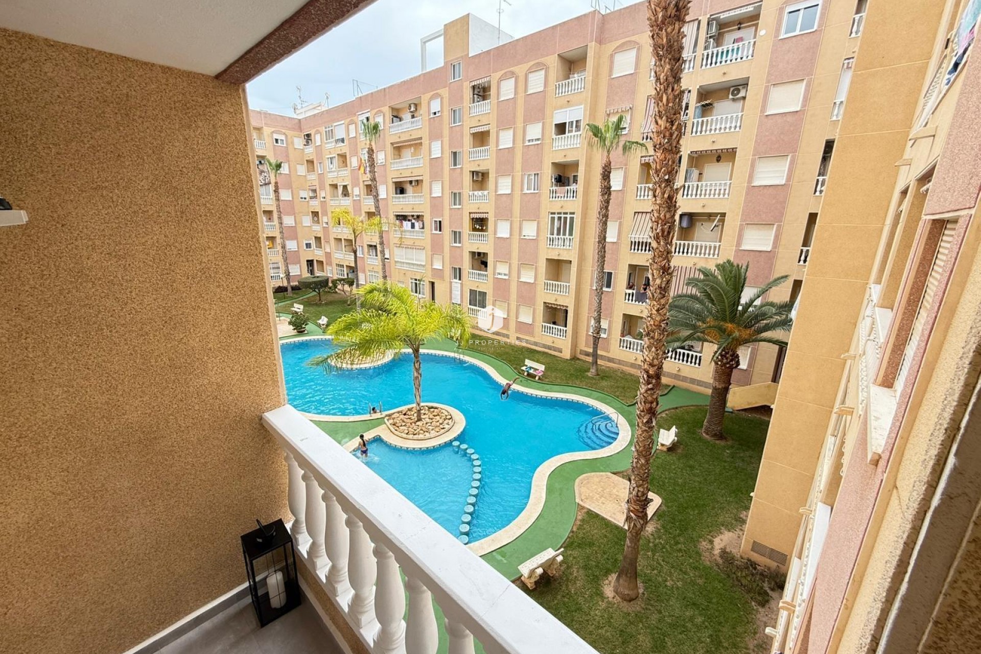 Resale - Apartment / flat -
Torrevieja - PARQUE DE LAS NACIONES