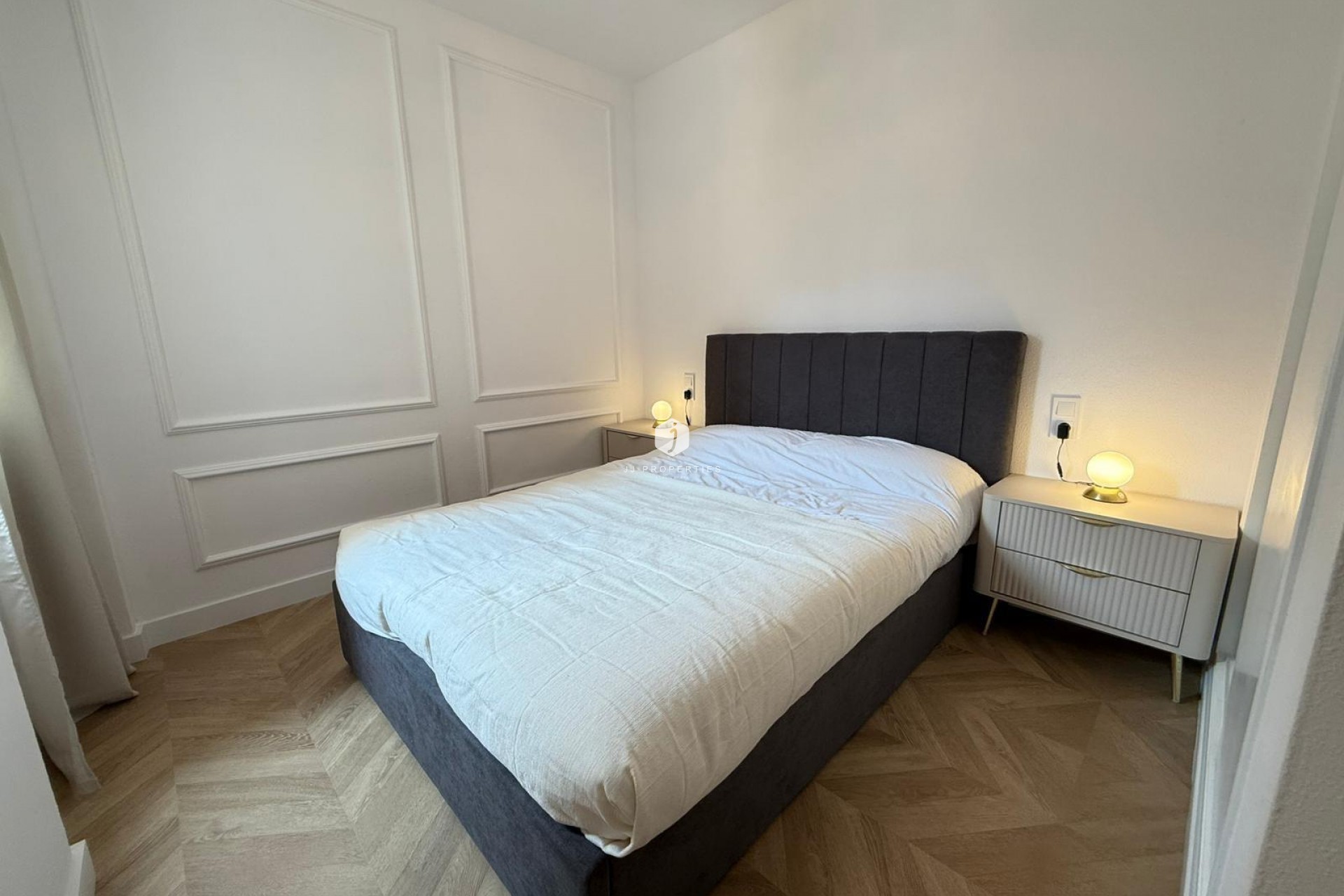 Resale - Apartment / flat -
Torrevieja - PARQUE DE LAS NACIONES