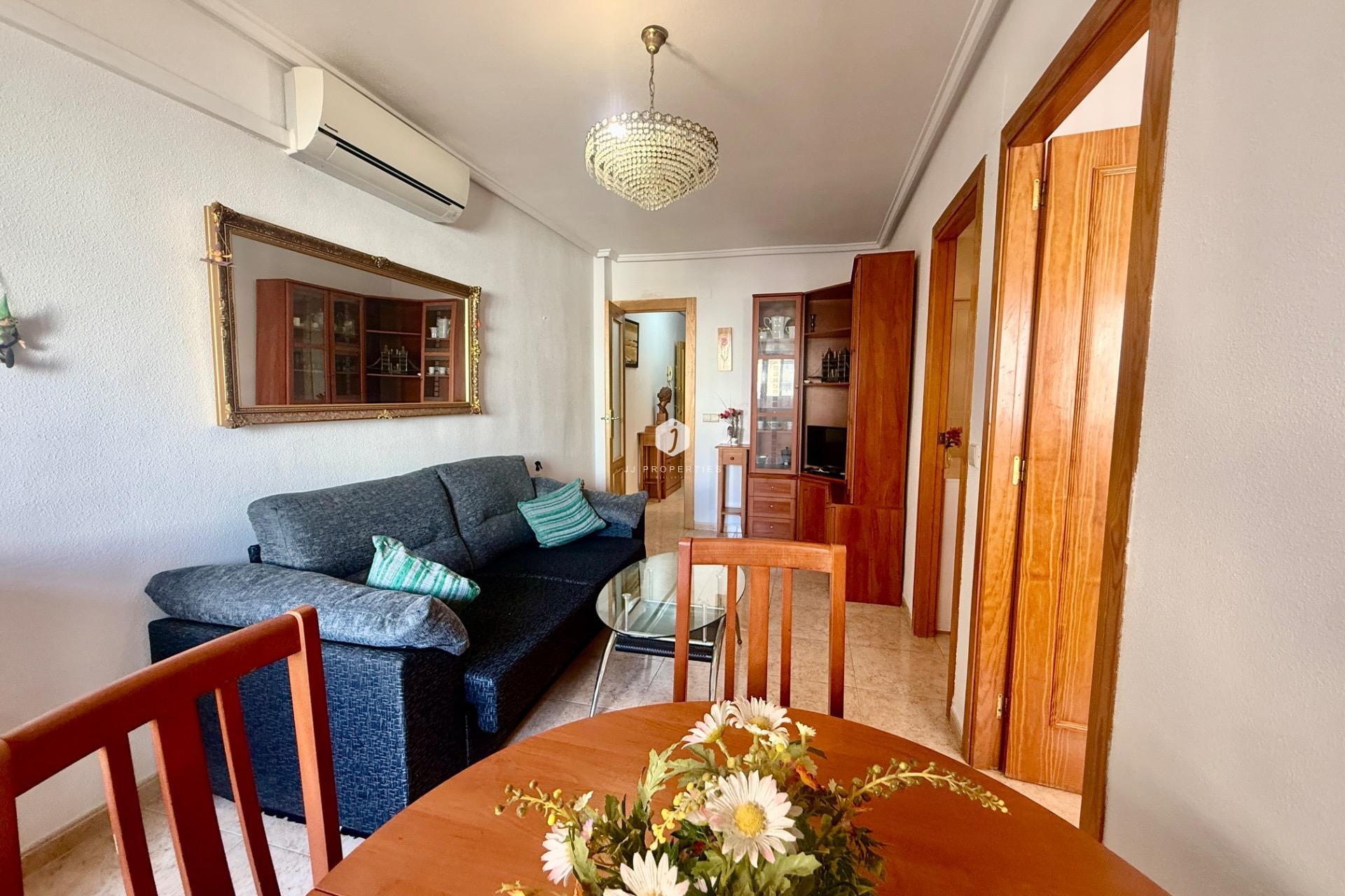 Resale - Apartment / flat -
Torrevieja - PARQUE DE LAS NACIONES