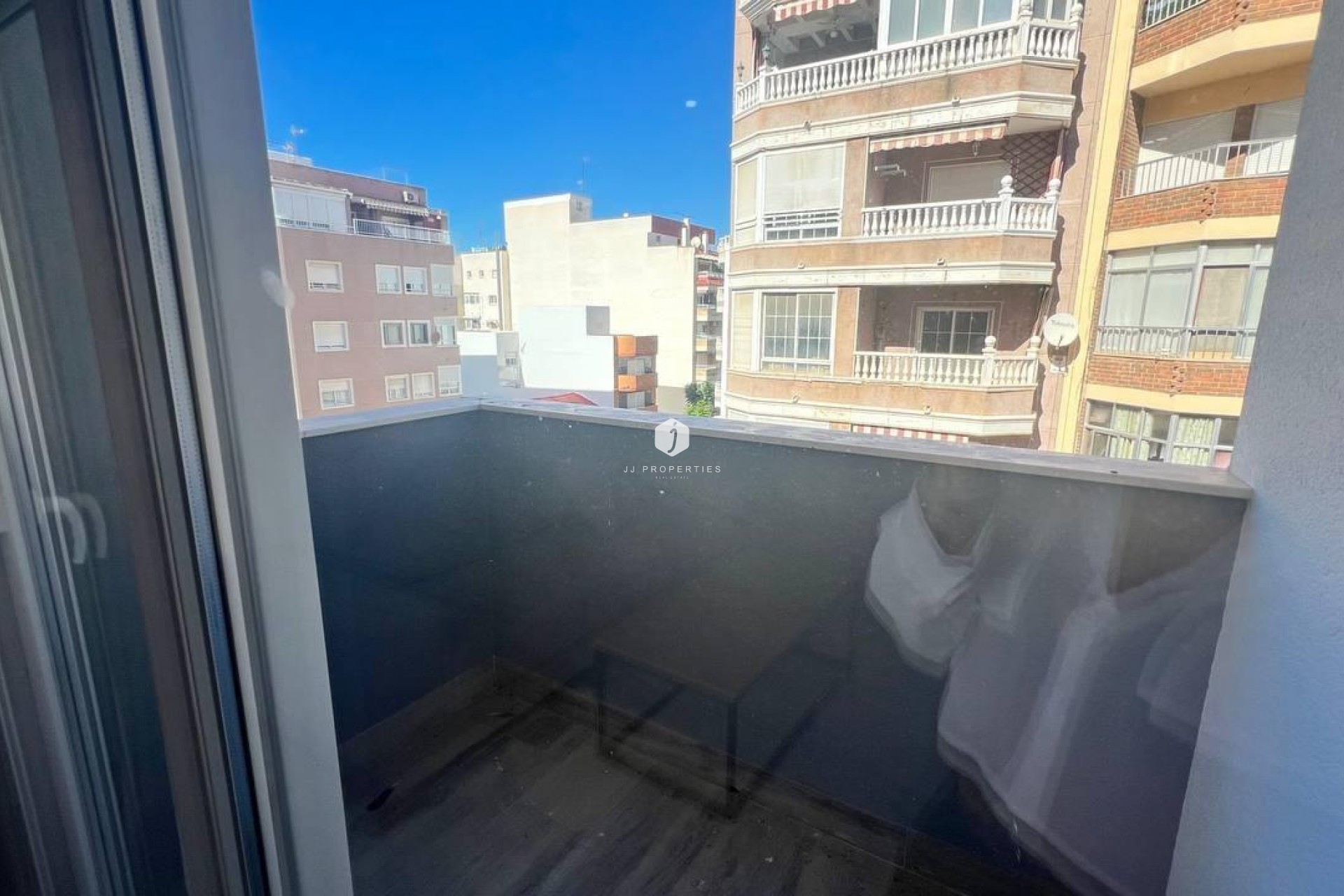 Resale - Apartment / flat -
Torrevieja - PARQUE DE LAS NACIONES