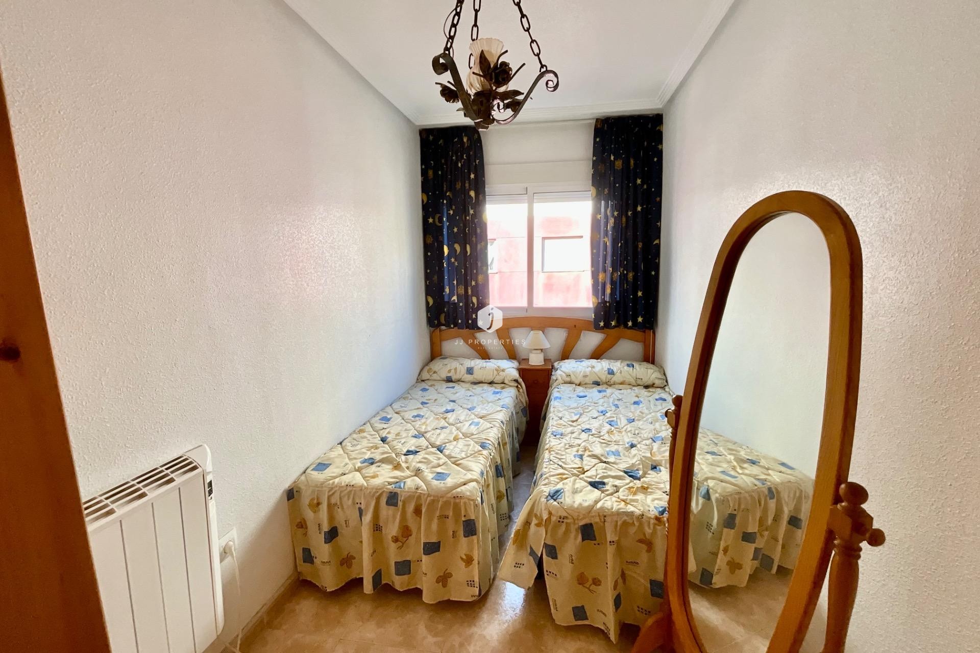 Resale - Apartment / flat -
Torrevieja - PARQUE DE LAS NACIONES