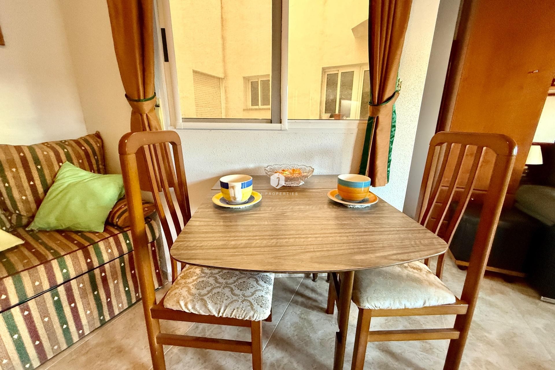 Resale - Apartment / flat -
Torrevieja - PARQUE DE LAS NACIONES