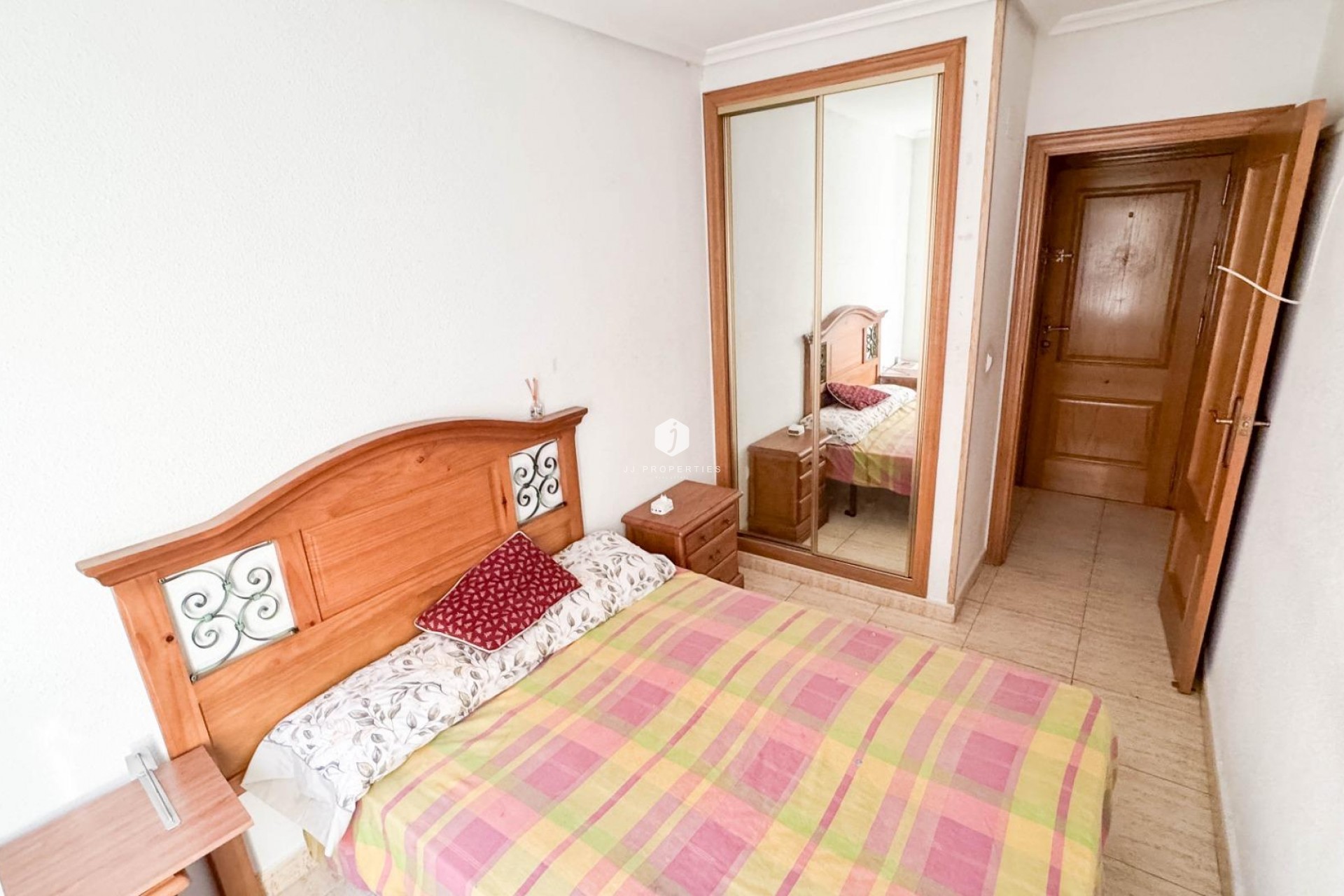 Resale - Apartment / flat -
Torrevieja - PARQUE DE LAS NACIONES