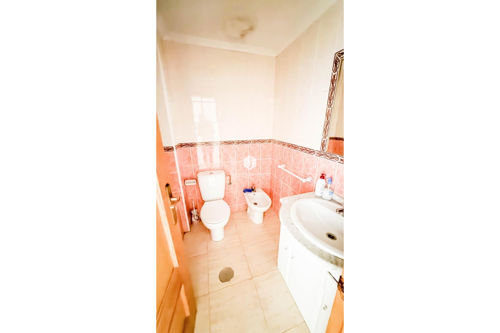 Resale - Apartment / flat -
Torrevieja - PARQUE DE LAS NACIONES