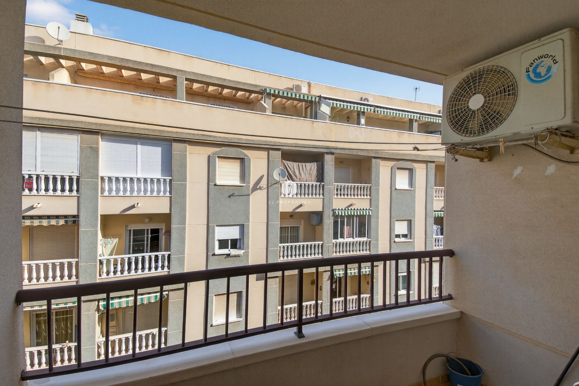 Resale - Apartment / flat -
Torrevieja - Parque las naciones