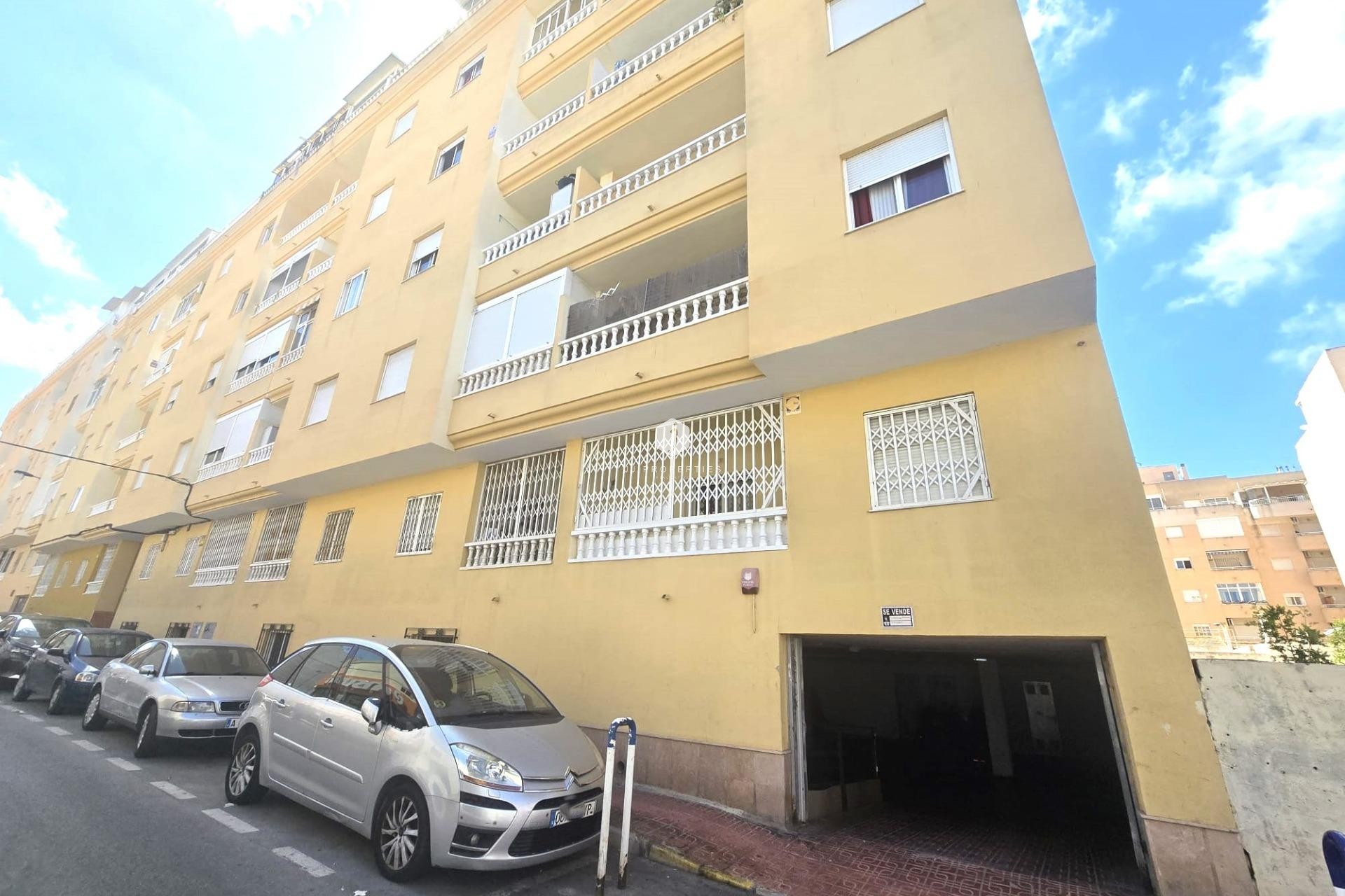 Resale - Apartment / flat -
Torrevieja - Parque las naciones
