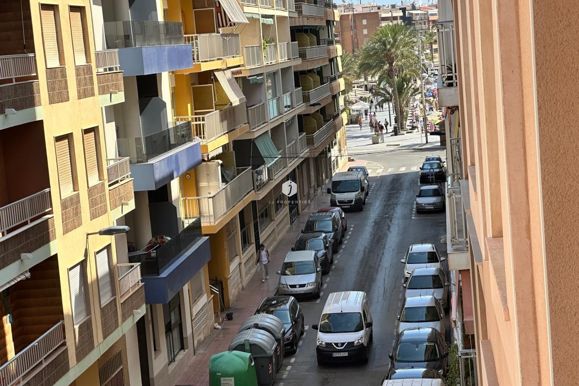 Resale - Apartment / flat -
Torrevieja - Paseo maritimo