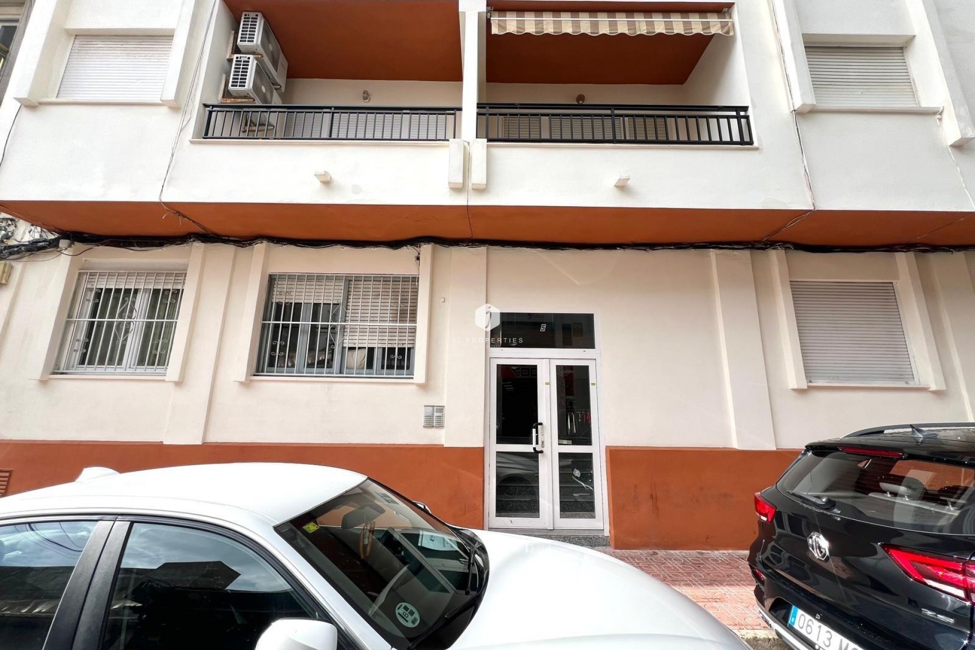 Resale - Apartment / flat -
Torrevieja - Paseo maritimo