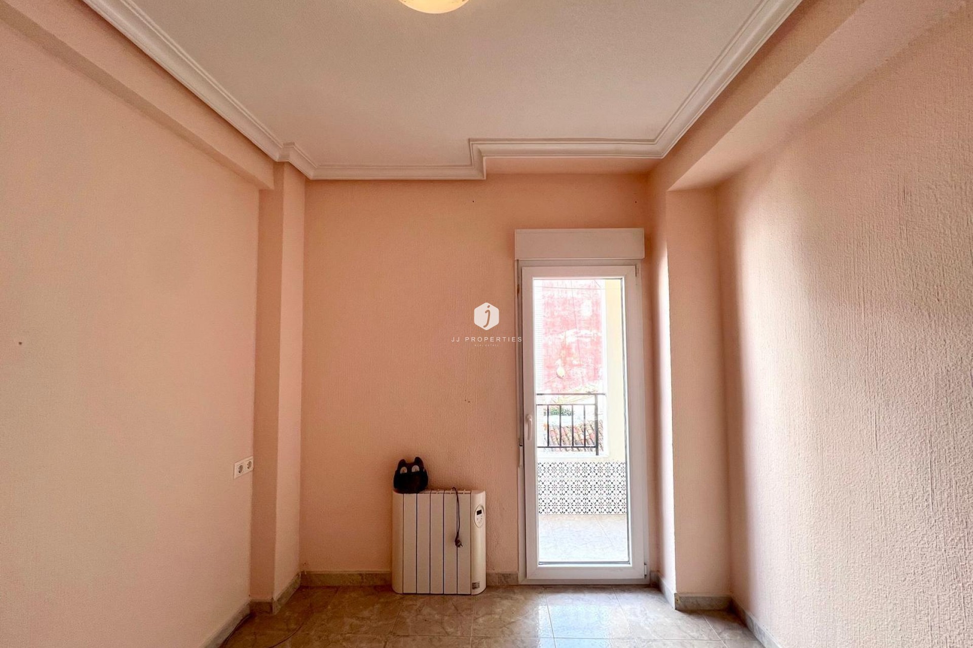 Resale - Apartment / flat -
Torrevieja - Paseo maritimo