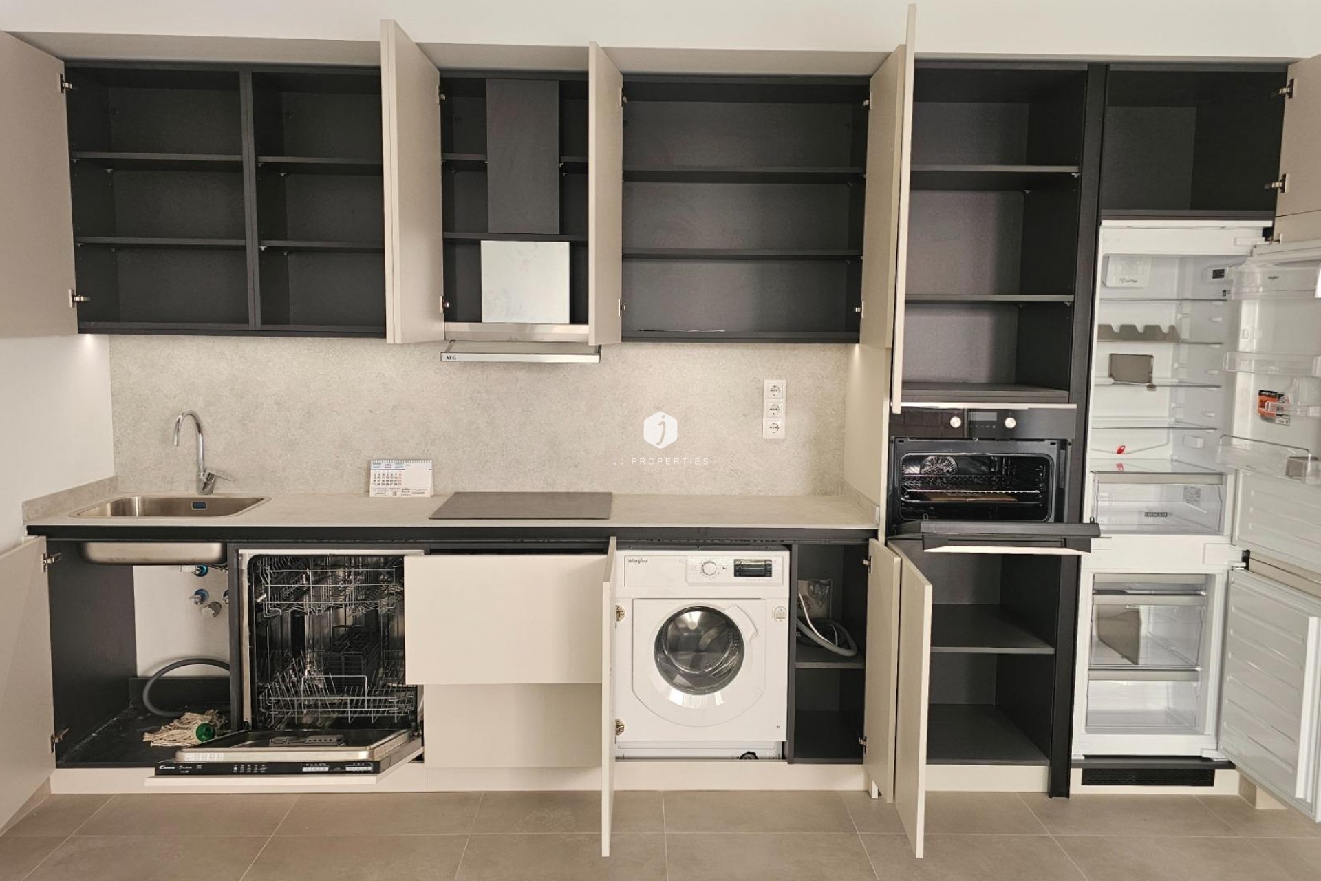 Resale - Apartment / flat -
Torrevieja - Paseo maritimo
