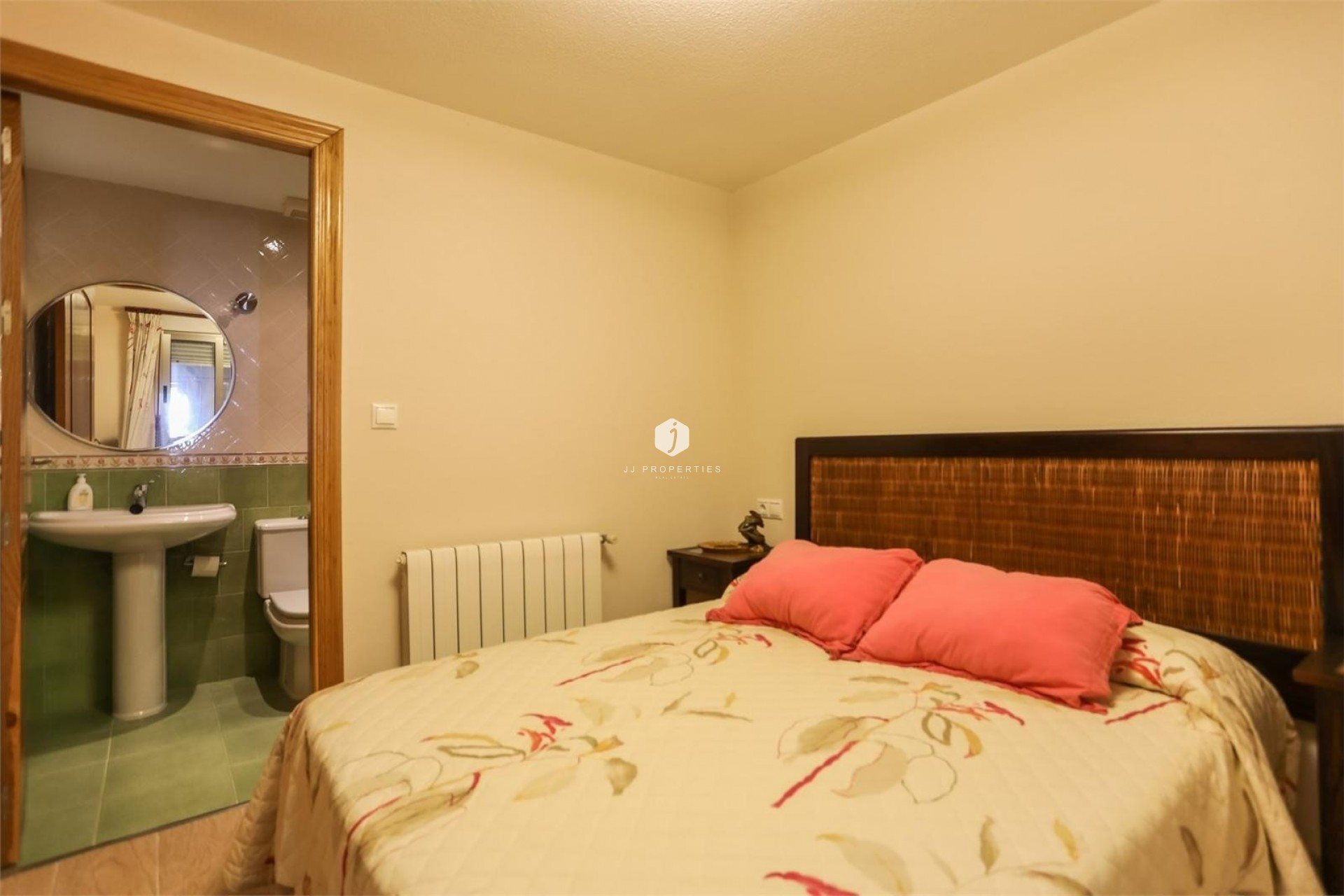 Resale - Apartment / flat -
Torrevieja - Playa de los locos