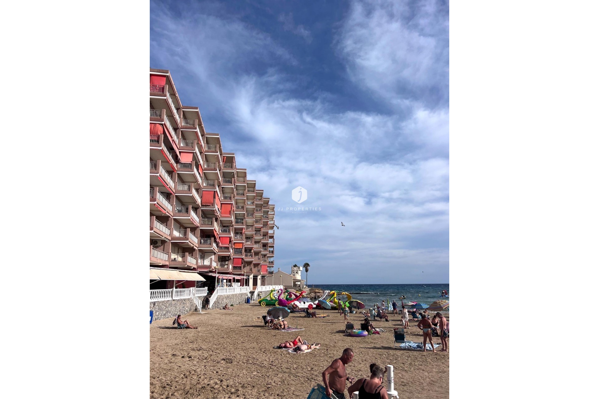 Resale - Apartment / flat -
Torrevieja - Playa de los Locos