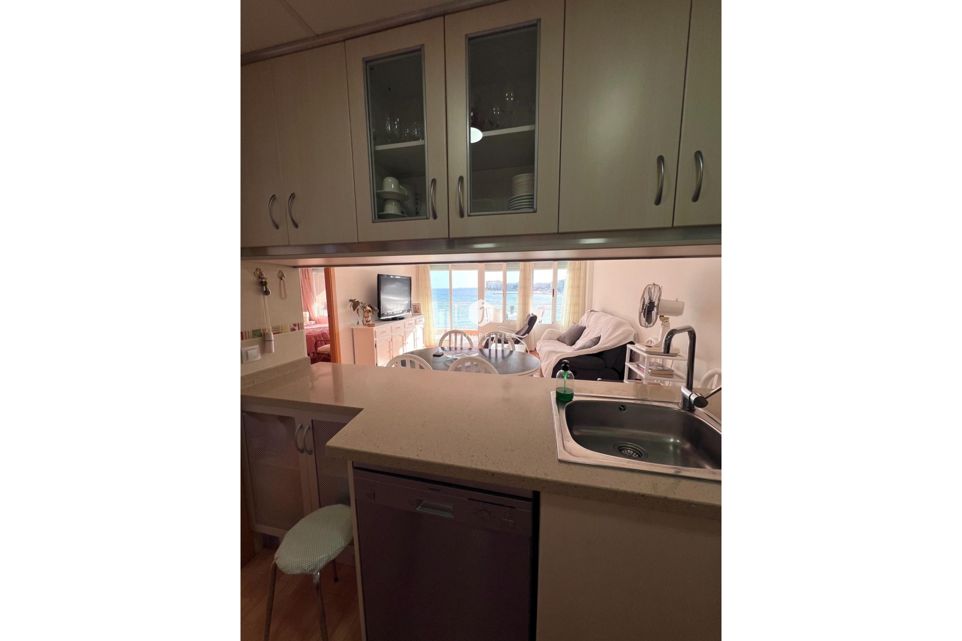 Resale - Apartment / flat -
Torrevieja - Playa de los Locos