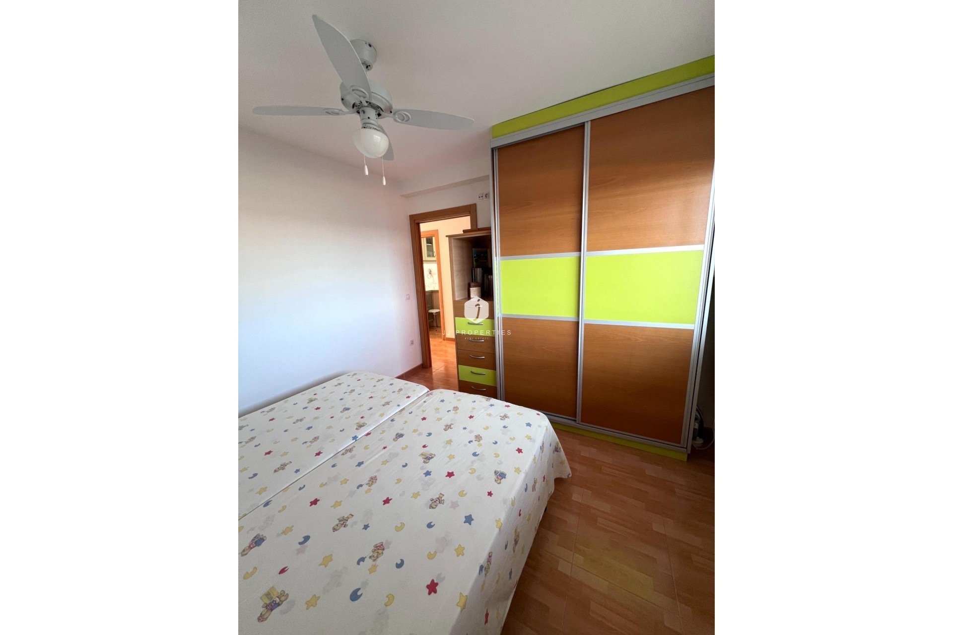 Resale - Apartment / flat -
Torrevieja - Playa de los Locos