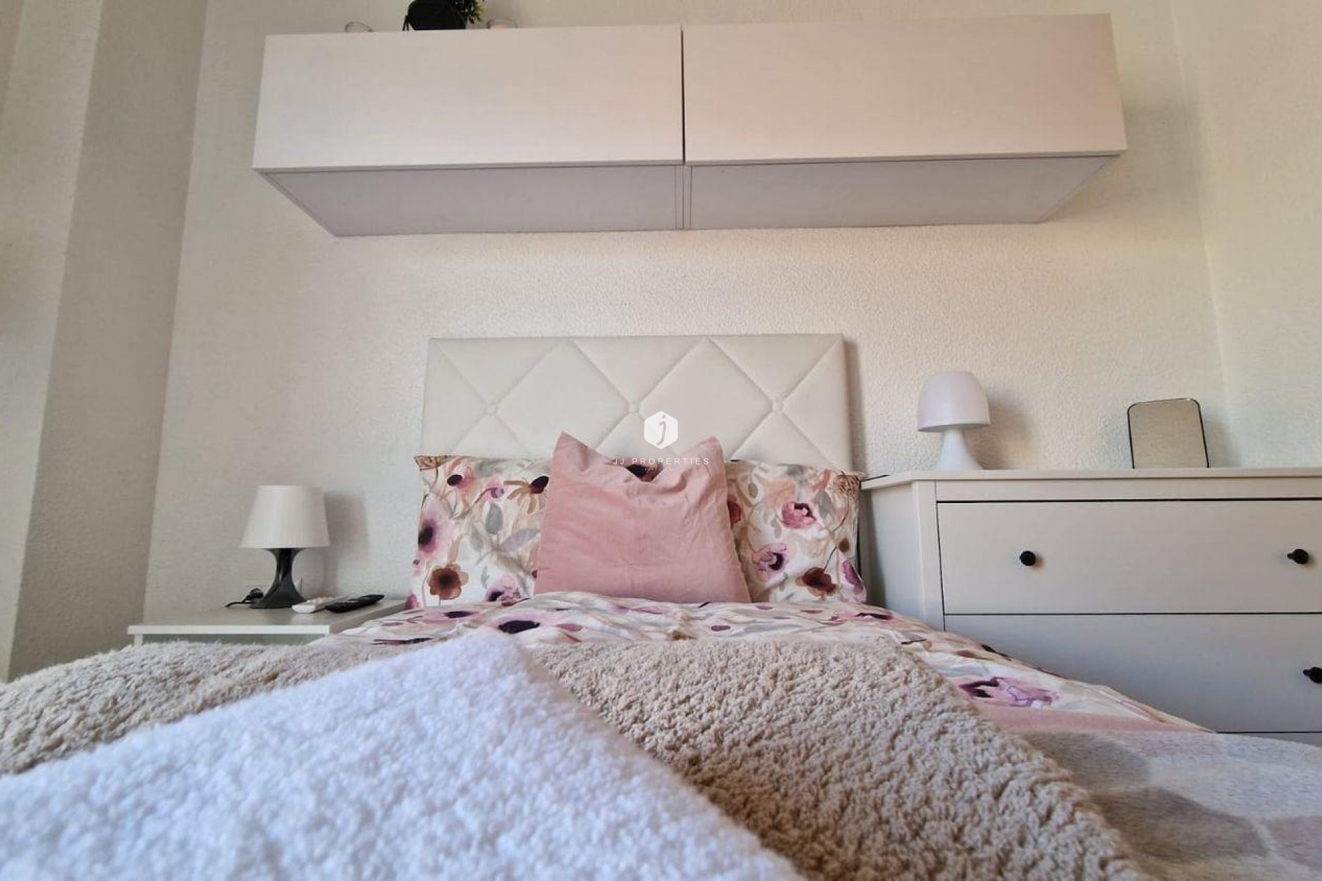 Resale - Apartment / flat -
Torrevieja - Playa de los Locos