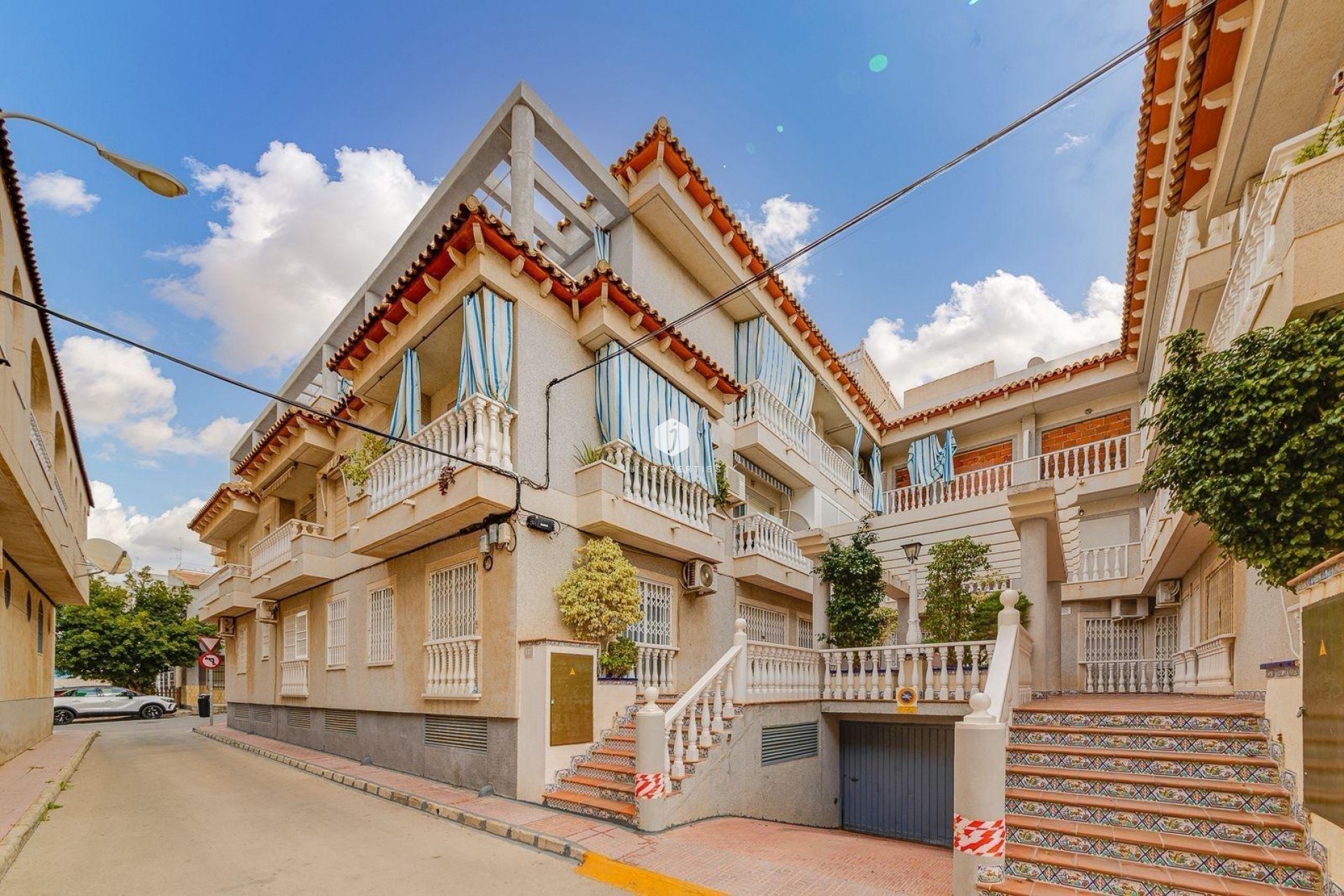 Resale - Apartment / flat -
Torrevieja - Playa de los Locos